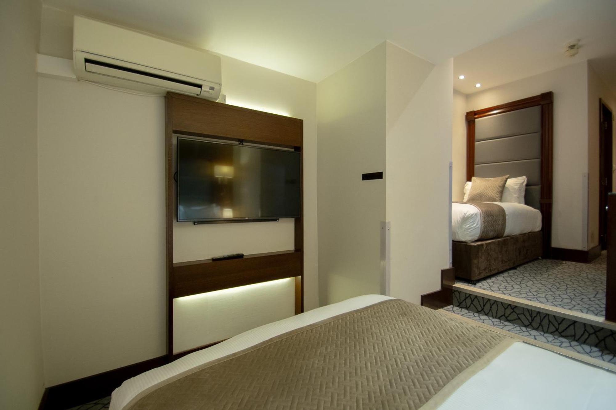 Hyde Park International Hotell
