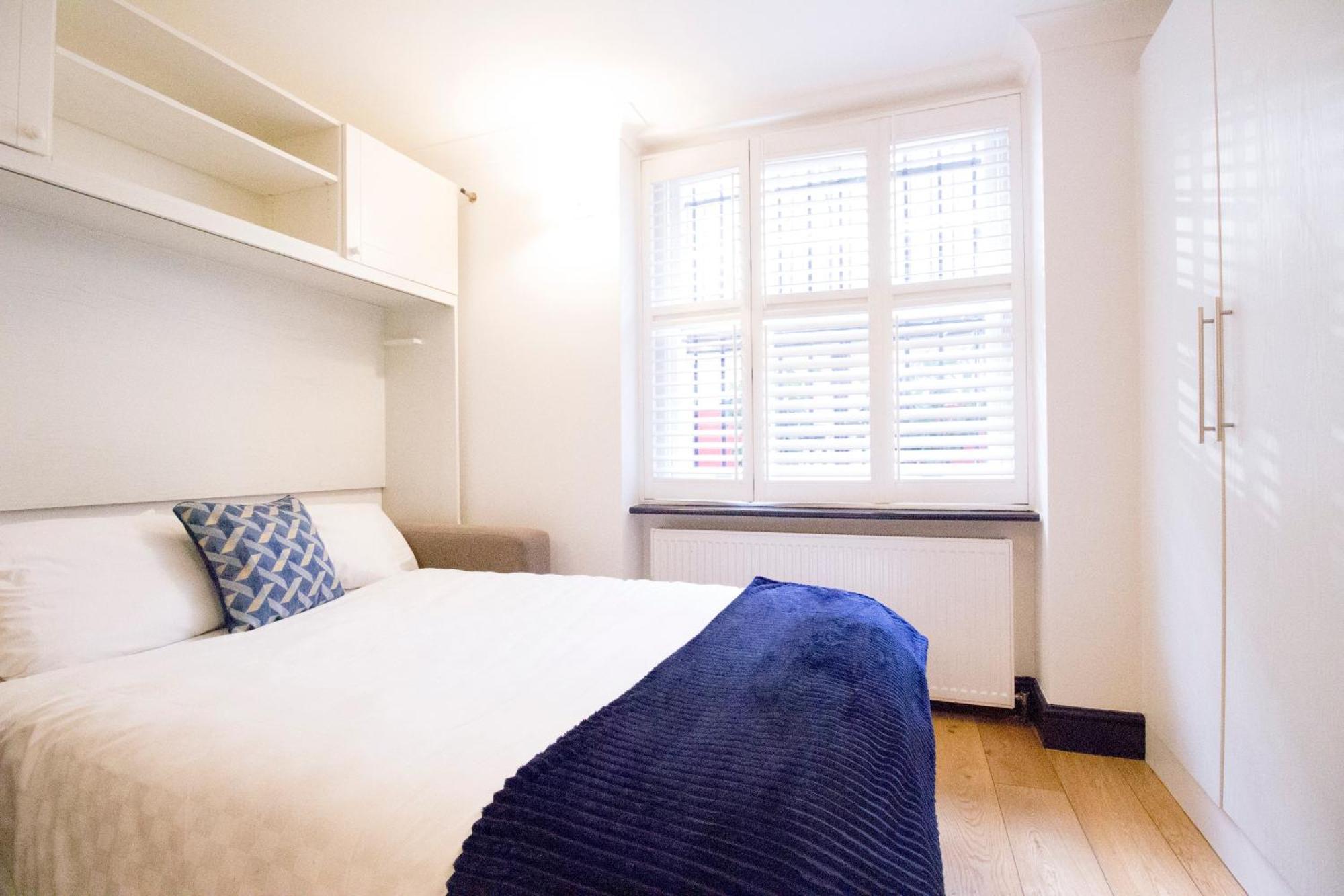 Thames Residences Hyde Park London