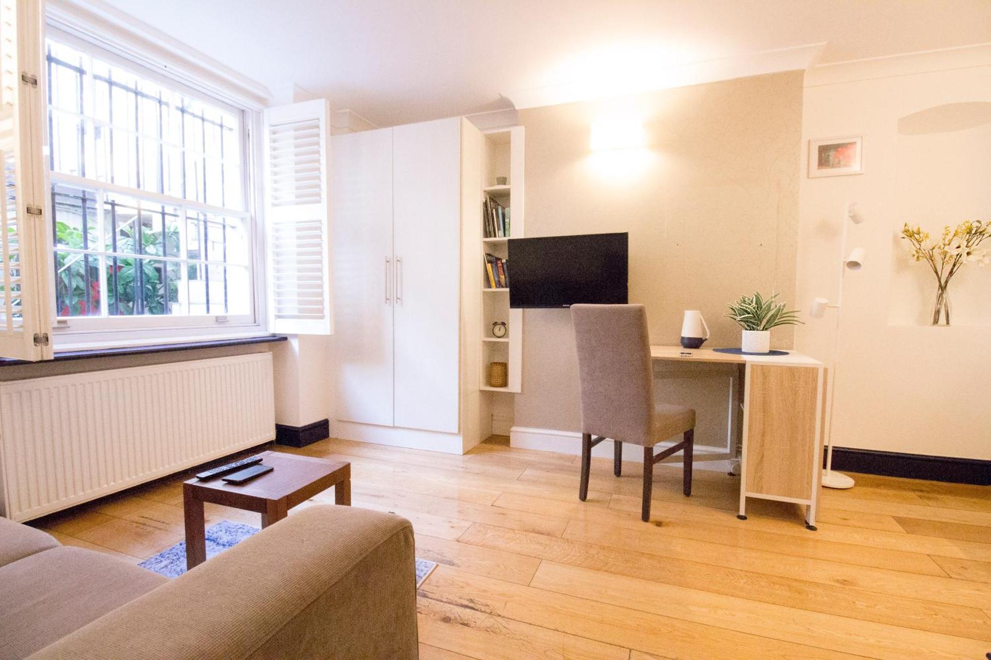 Thames Residences Hyde Park *