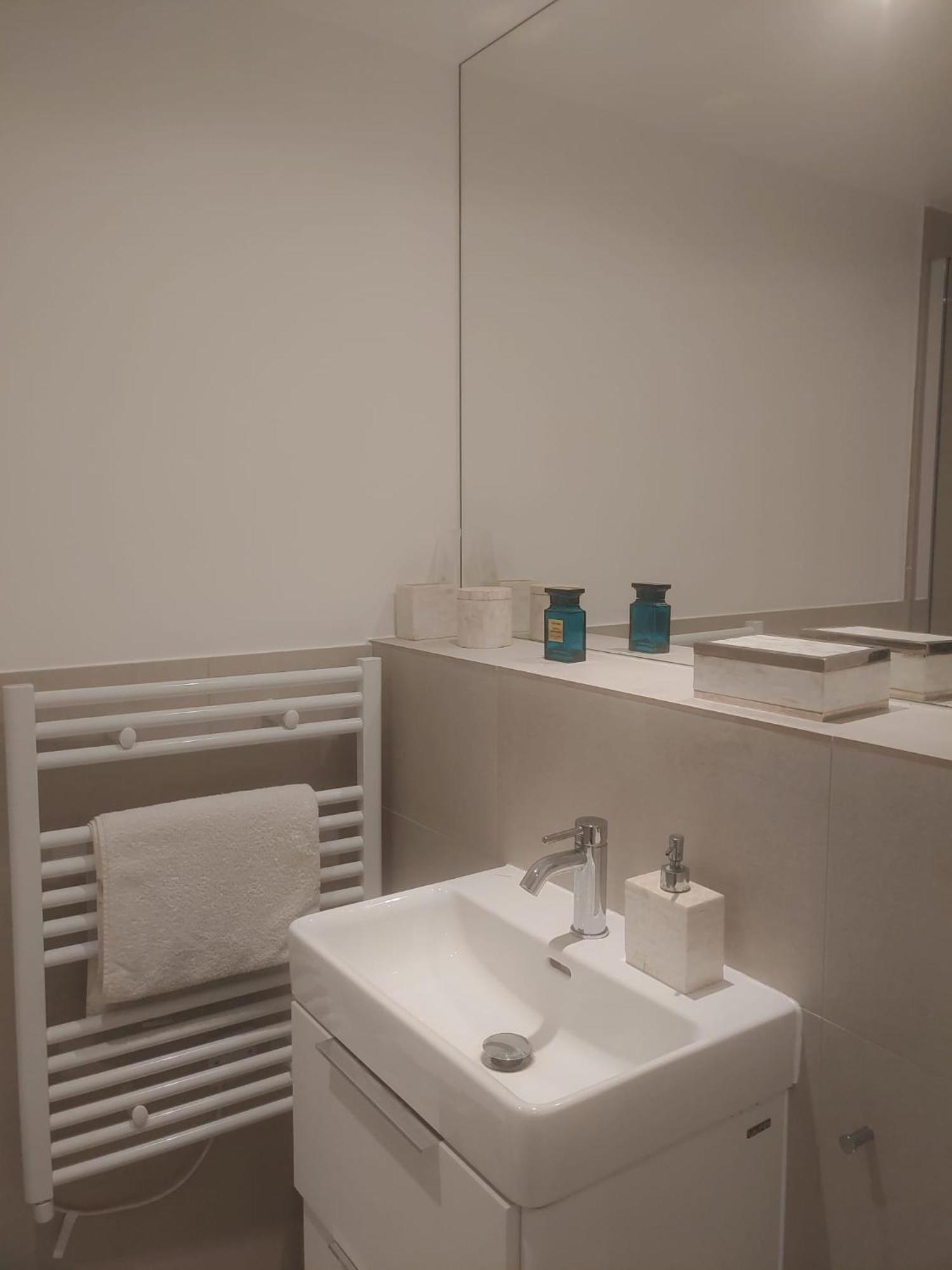 Lägenhet Luxurious Duplex Design-flat Kensington London