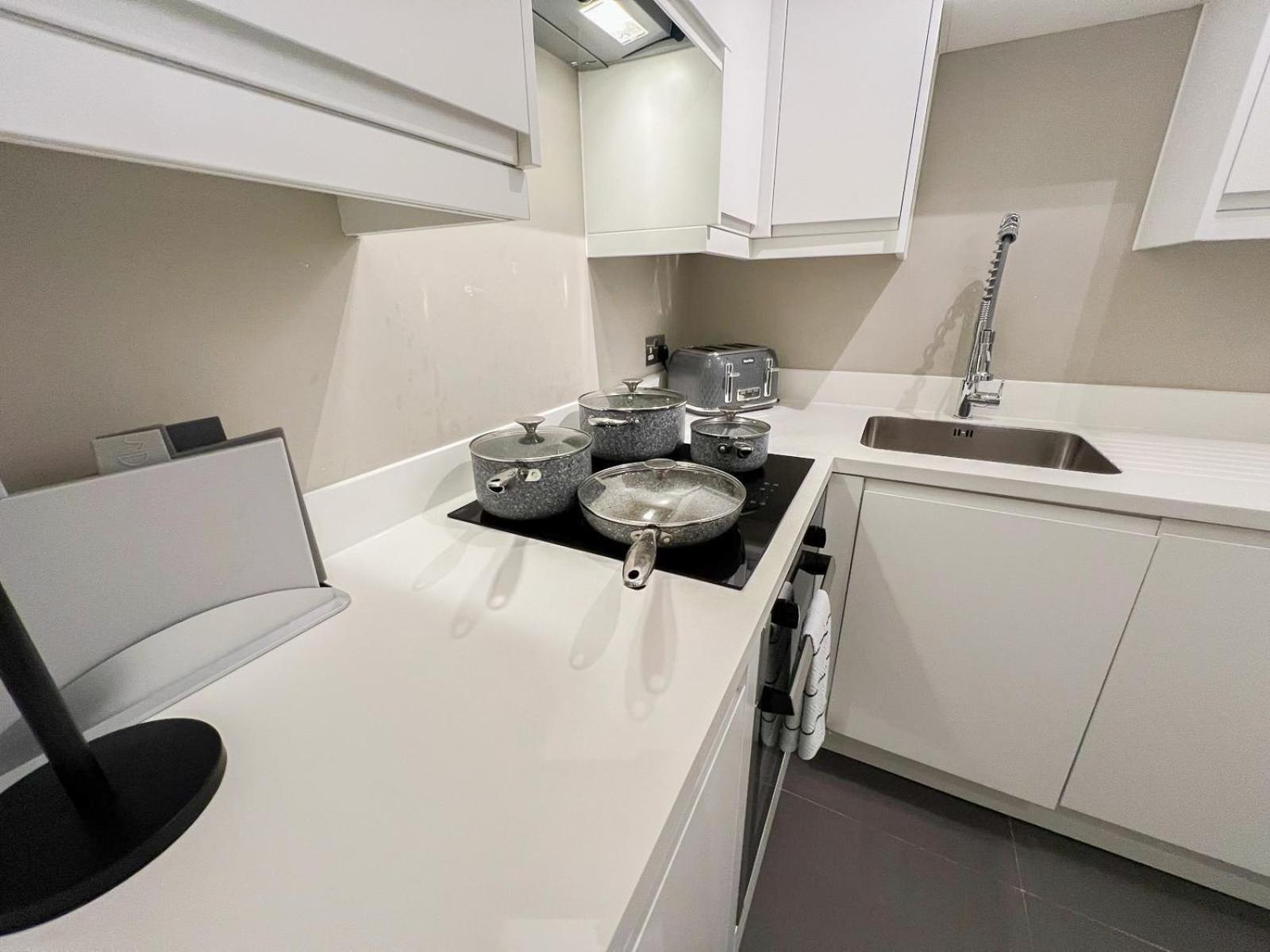 Charming 1-bedroom Haven Near The Shard In Elephant & Castle London