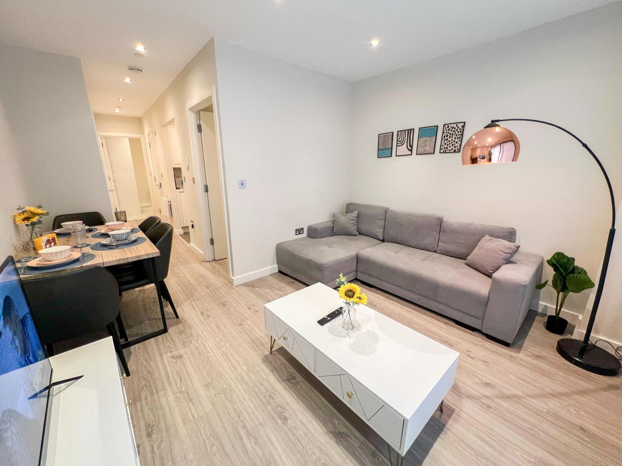 Charming 1-bedroom Haven Near The Shard In Elephant & Castle Apartment London