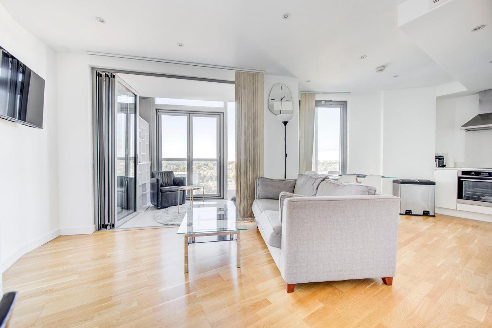 Apartment Guestready - Modern Charm Near Centre