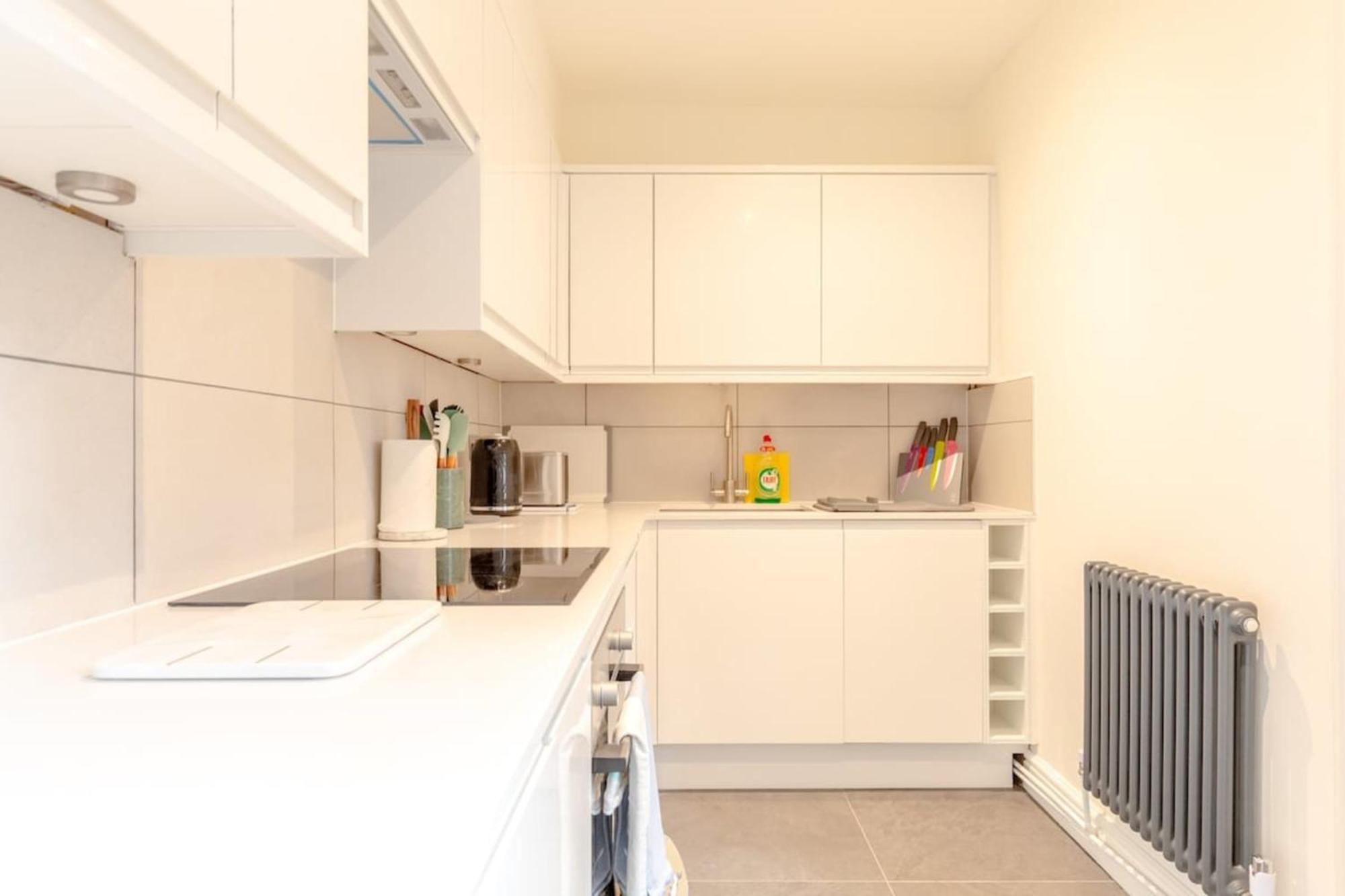 Lejlighed Beautifully Presented 2bd Flat Wpatio- Kensington *