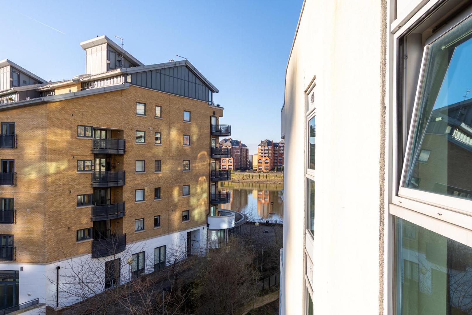 Appartamento Guestready - Riverside Retreat In Battersea Londra