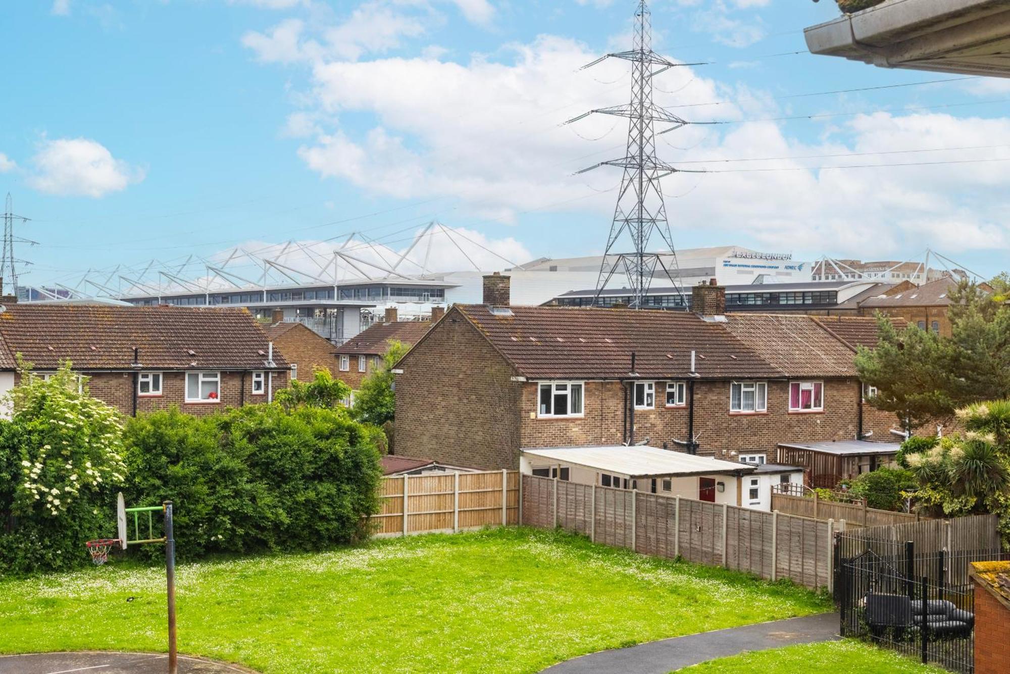 Excel O2 Stunning Large 3 Bedroom With Balcony Appartement Londres