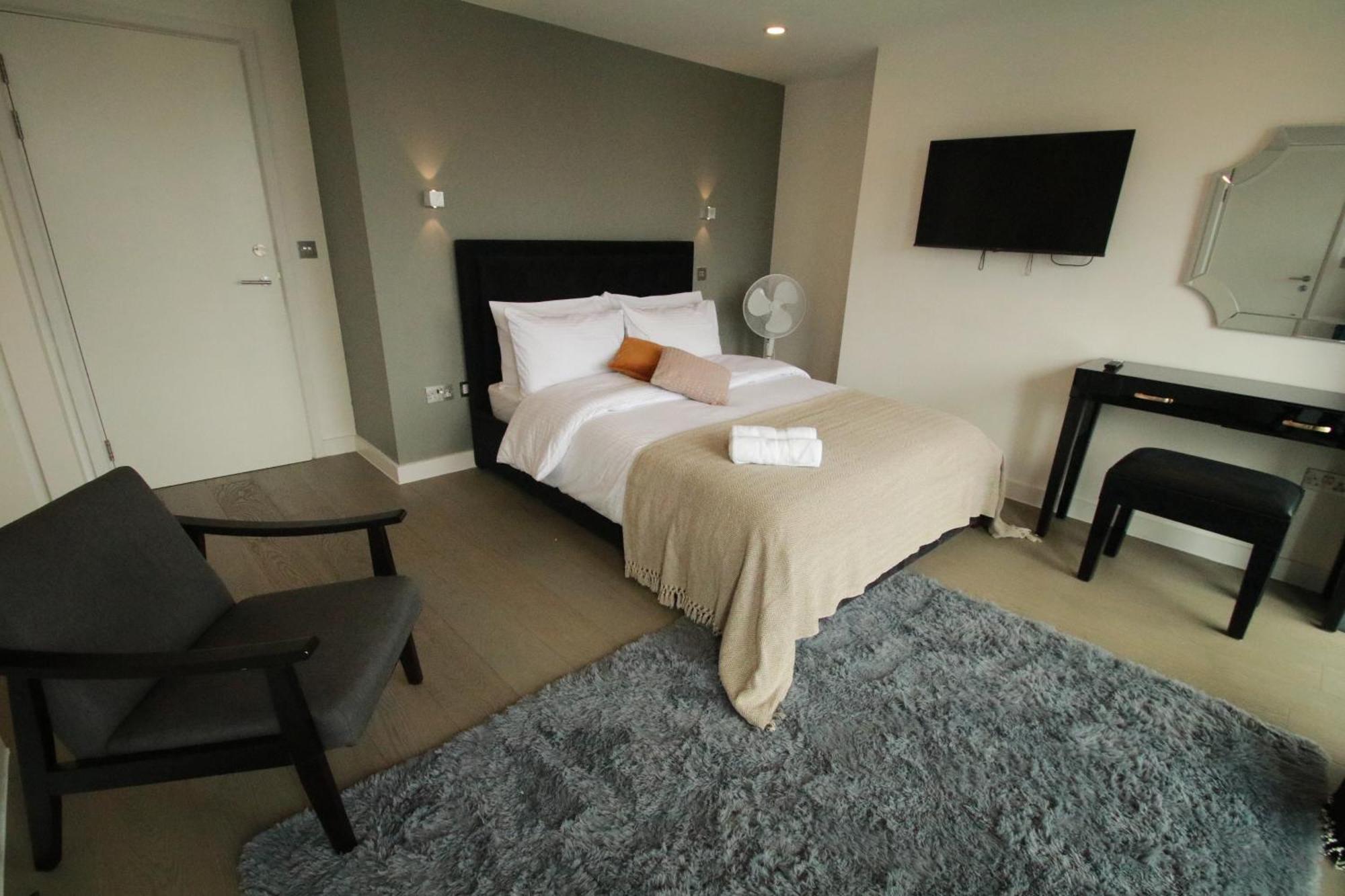Ft6 Penthouse Apartment London
