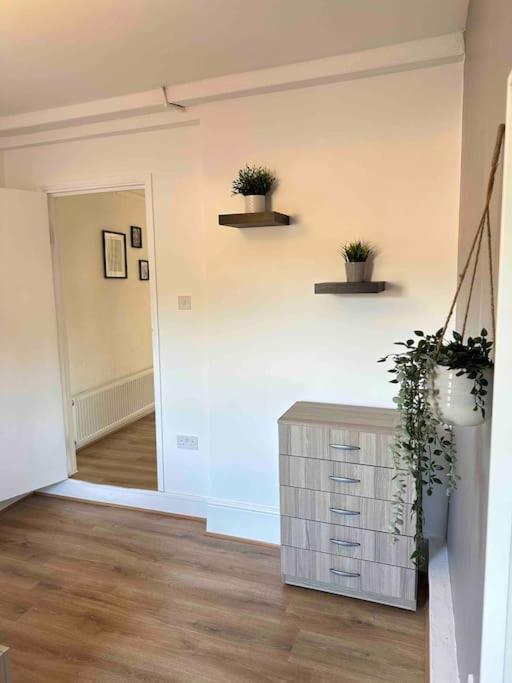 Apartment 2 Bed Sofa Bed Up To 6 *