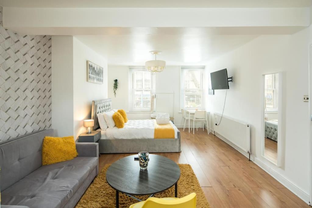 Appartamento Spacious For Up To 4! Sofa Bed *