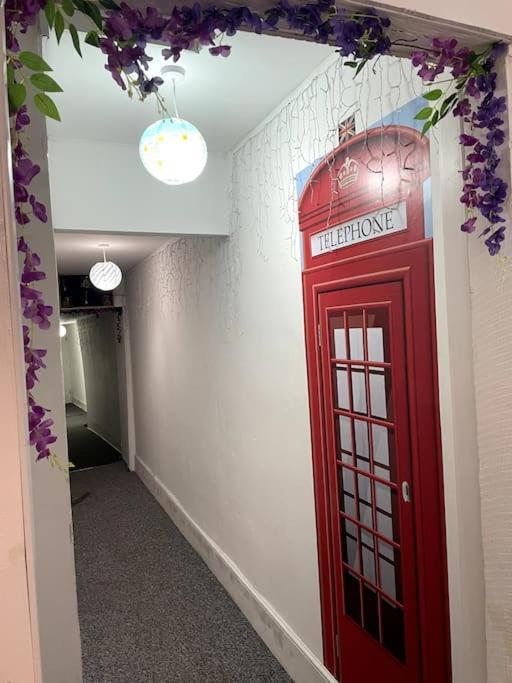 Private Flat In Heart Of Apartment