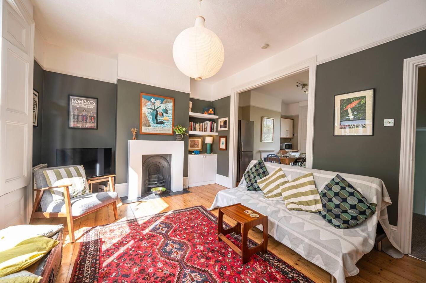 Spacious 20min To Bridge Pass The Keys Londen