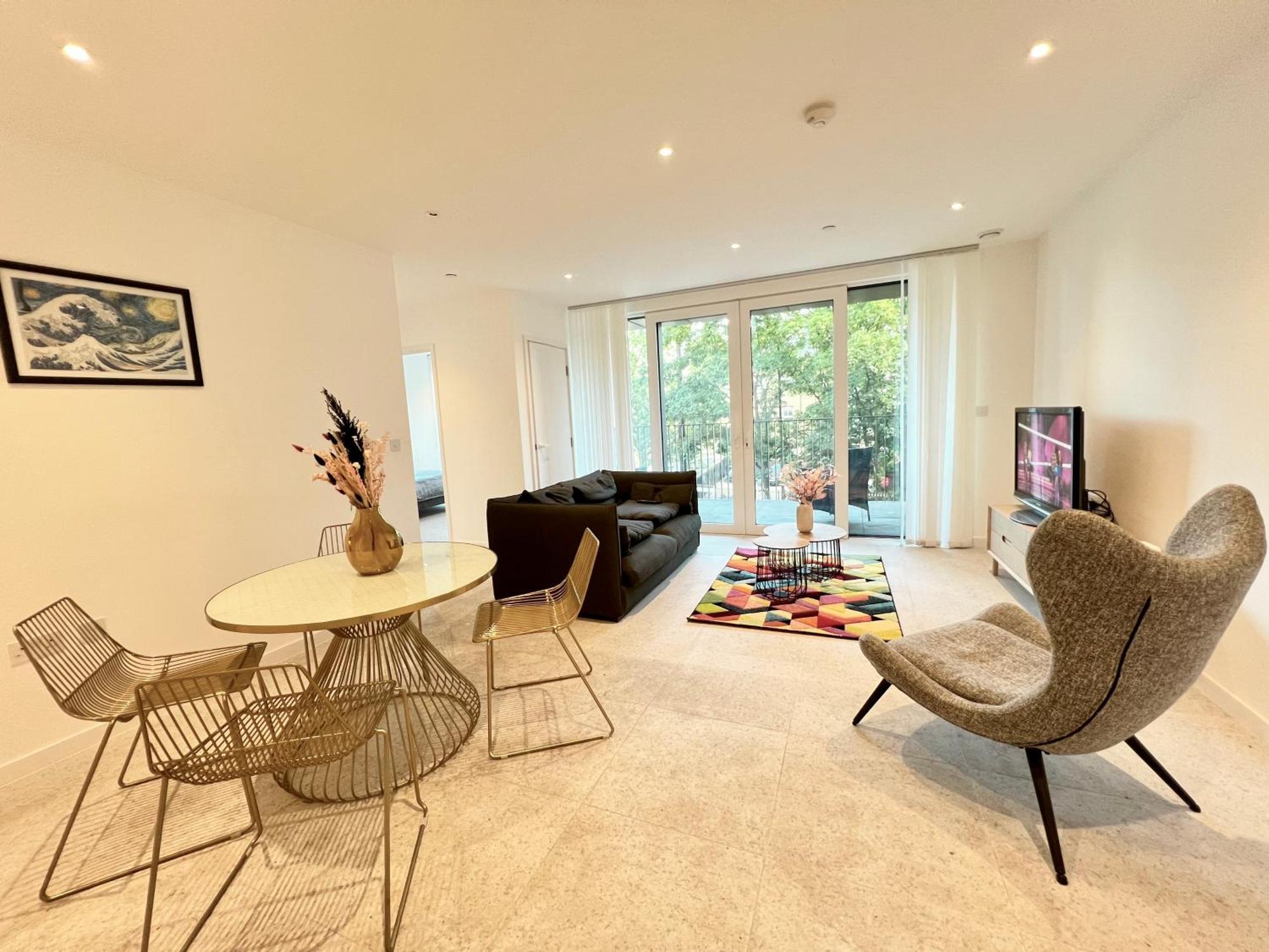 Whitechapel Superior Apartment London