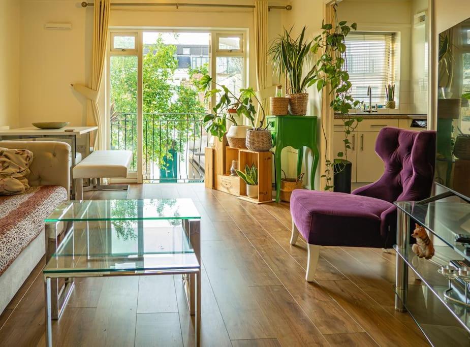 Apartment Adorable Hackney Flat With Balcony *
