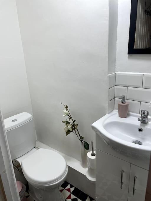 Comfy Flat In Heart Of Lejlighed London