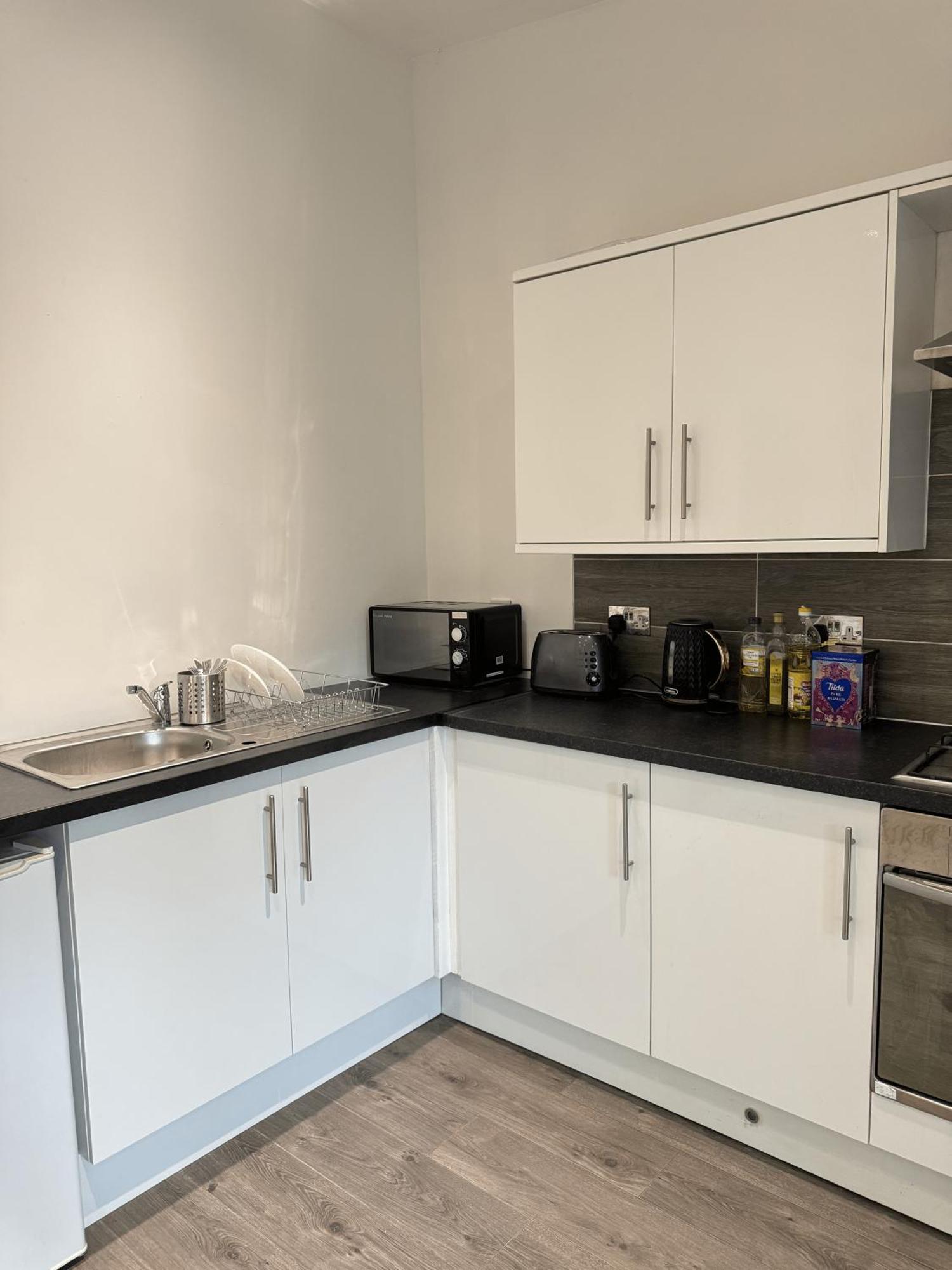 En-suite Bedroom For Up To 4! Sofa Bed - Near Stratford Guest house *