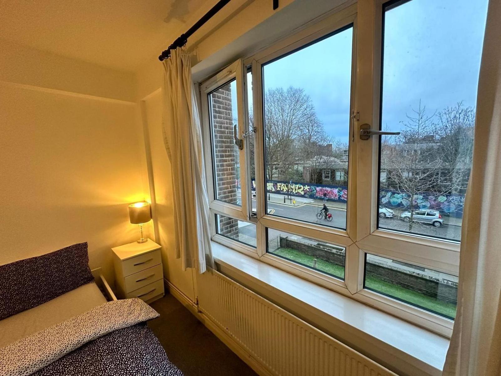 Gjestgiverier Victoria Park House R1 London