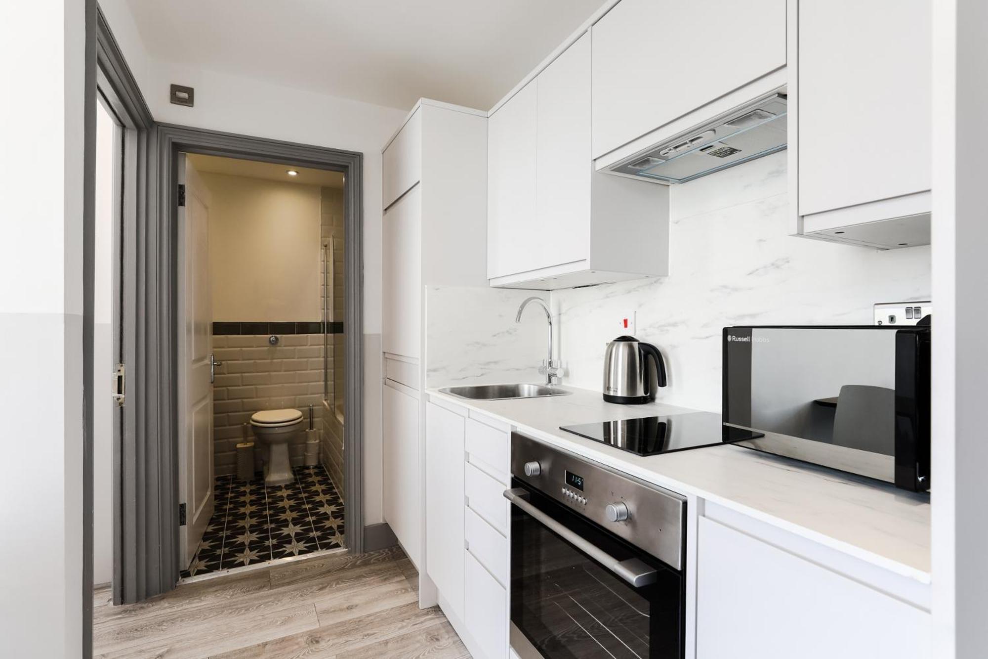 Modern Kensington Apartment London