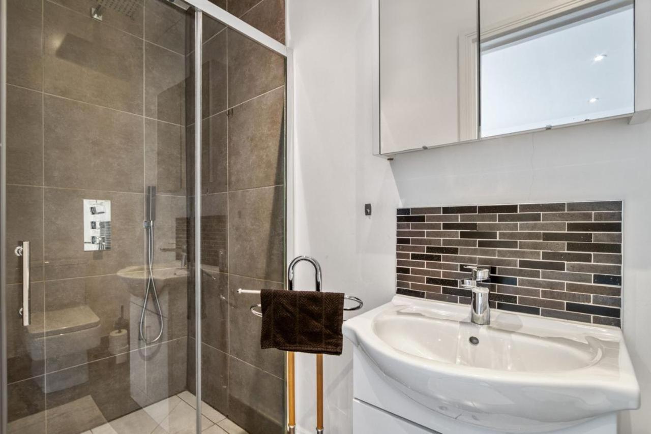 Luxurious Hidden Gem In Wandsworth * London