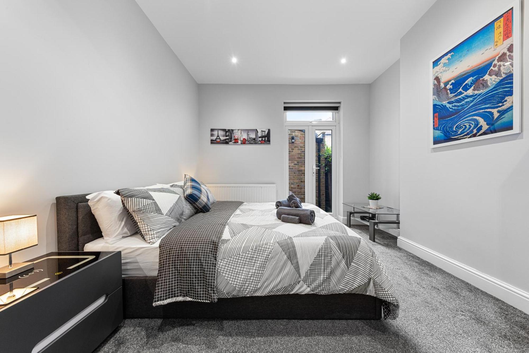 Appartement Modern In Shepherds Bush, Near Westfield Londen