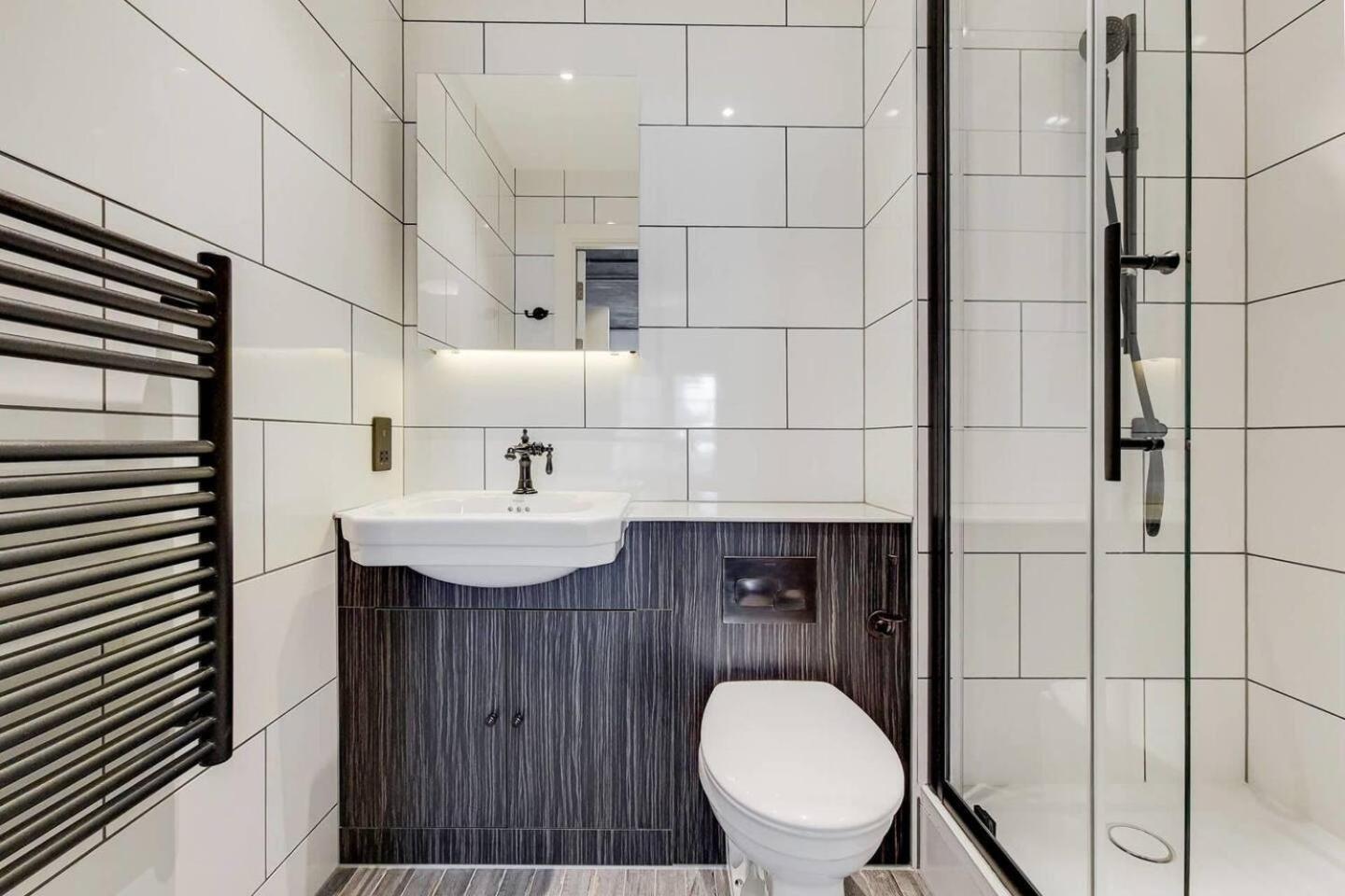 Modern And Chic At Ferrum Near Wembley Park London
