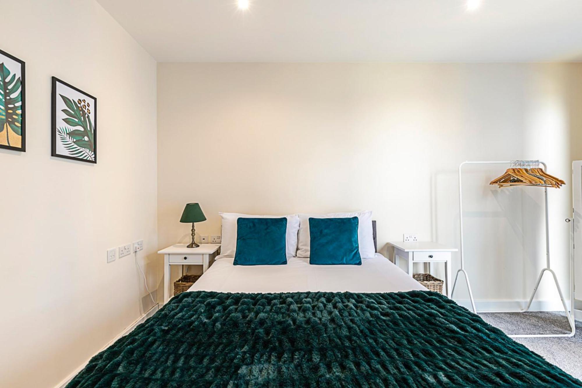 Vibrant Canal Appartement