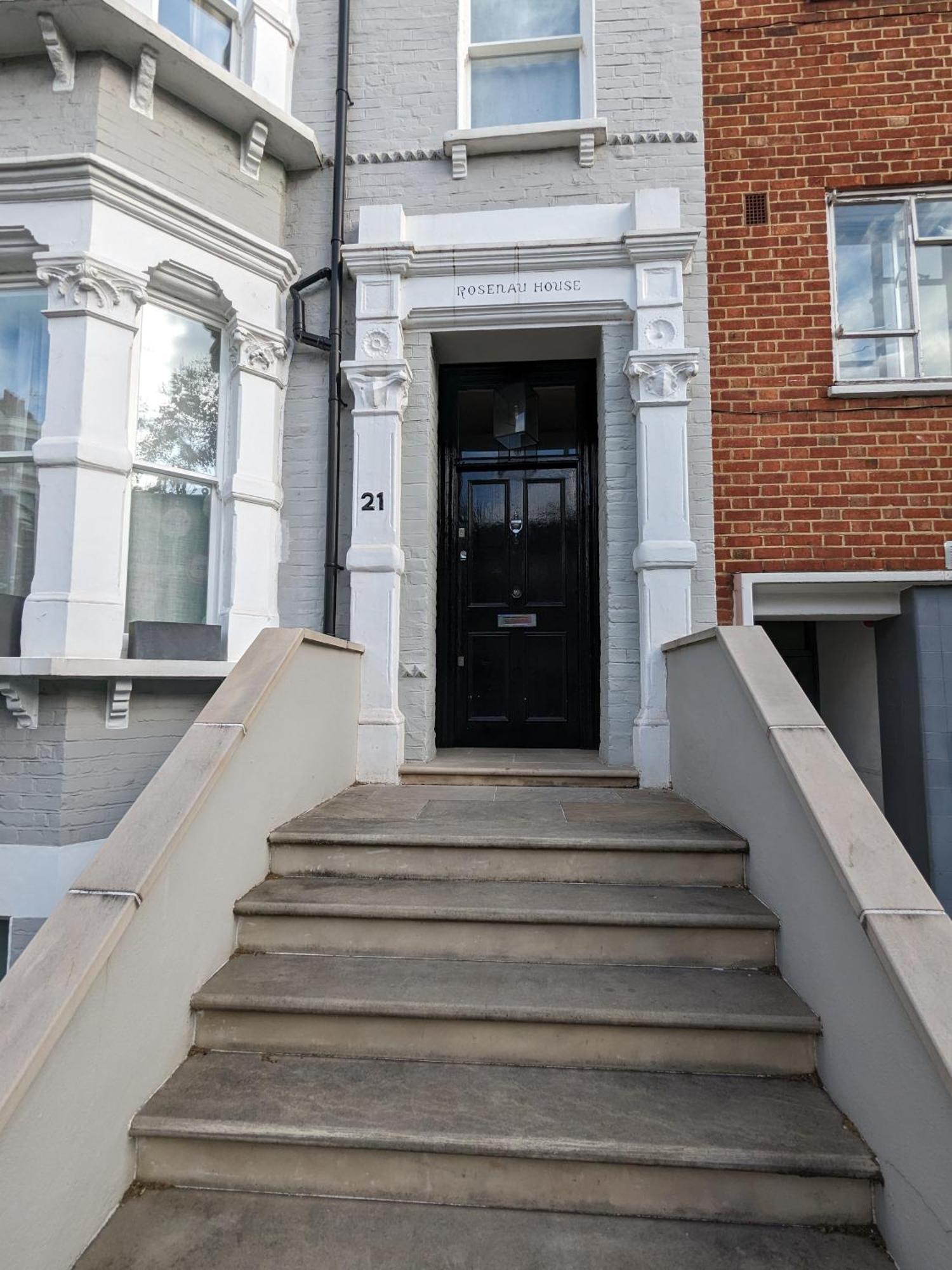 Charming Bright 2-Bed Heritage Flat, Battersea Park, London Appartement