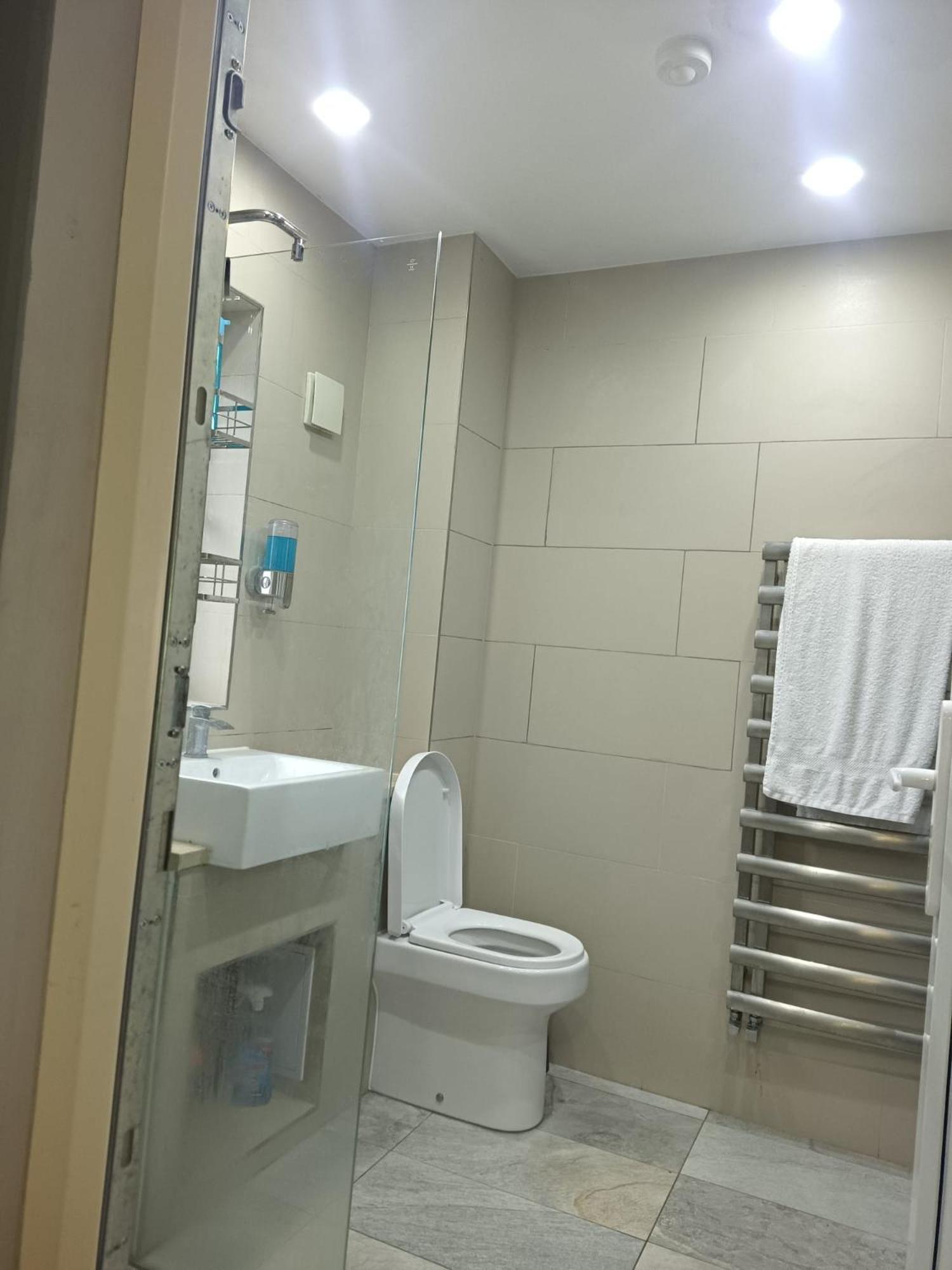 Luxurious En-suite Soft Water Air Conditioning Tv Etherium *