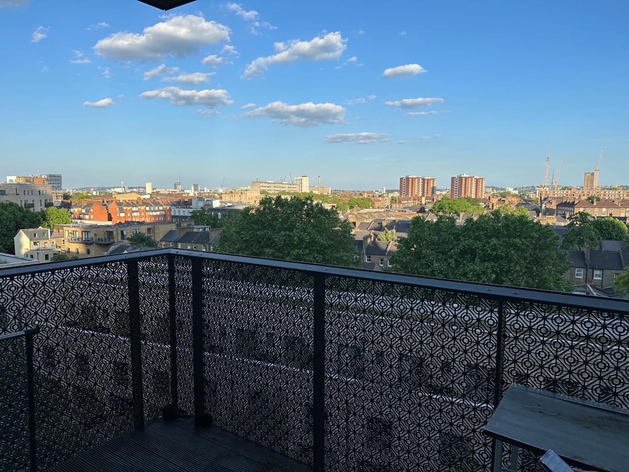 Lejlighed Modern 2 Bedroom Secured Flat