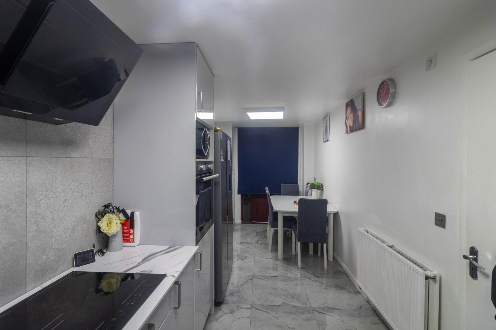 Wembley Serviced By Solara - Free Parking - By Wembley Stadium - Private Garden Appartement *