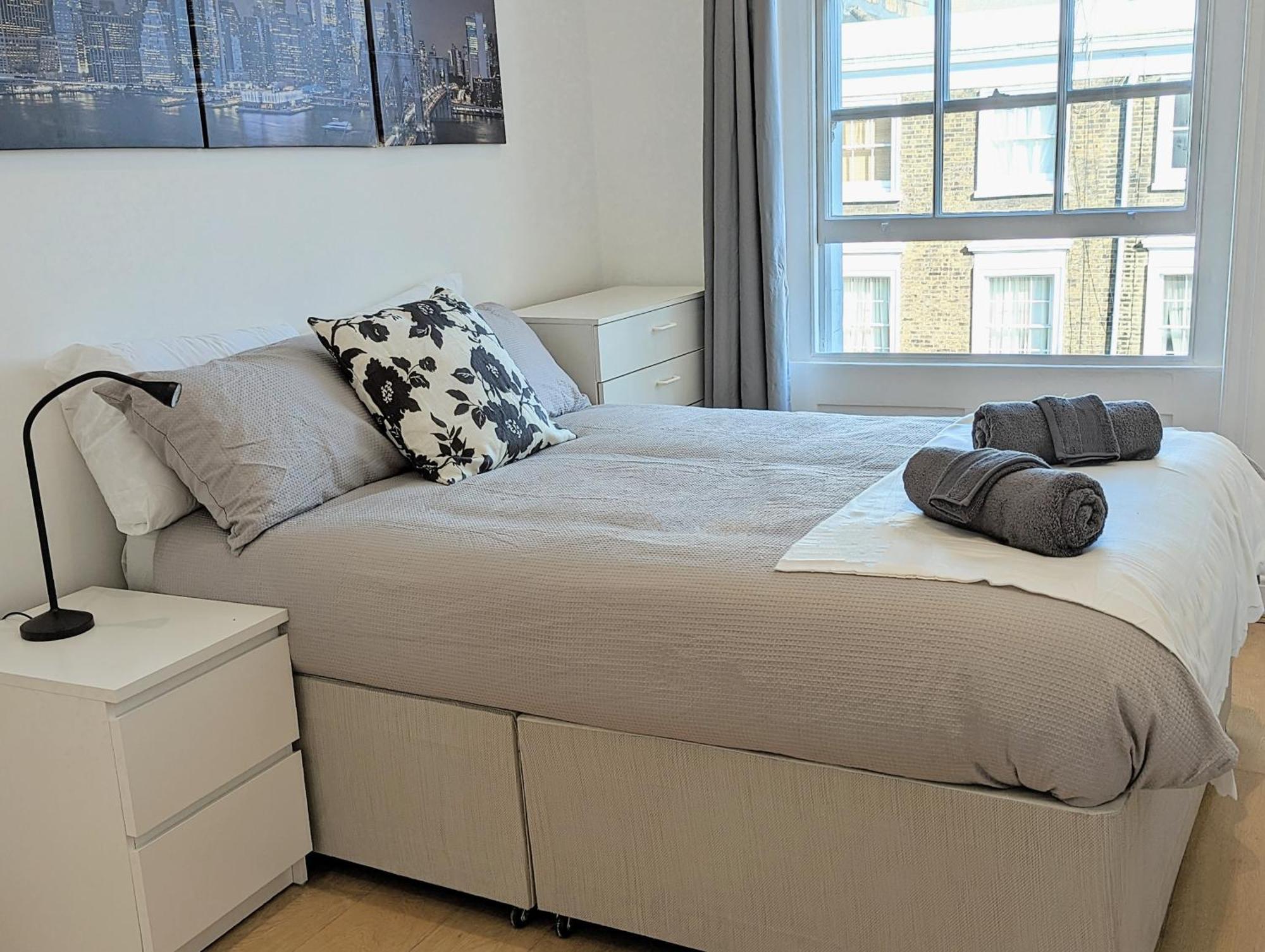 Hyde Park 3 Bedroom Flat Apartment