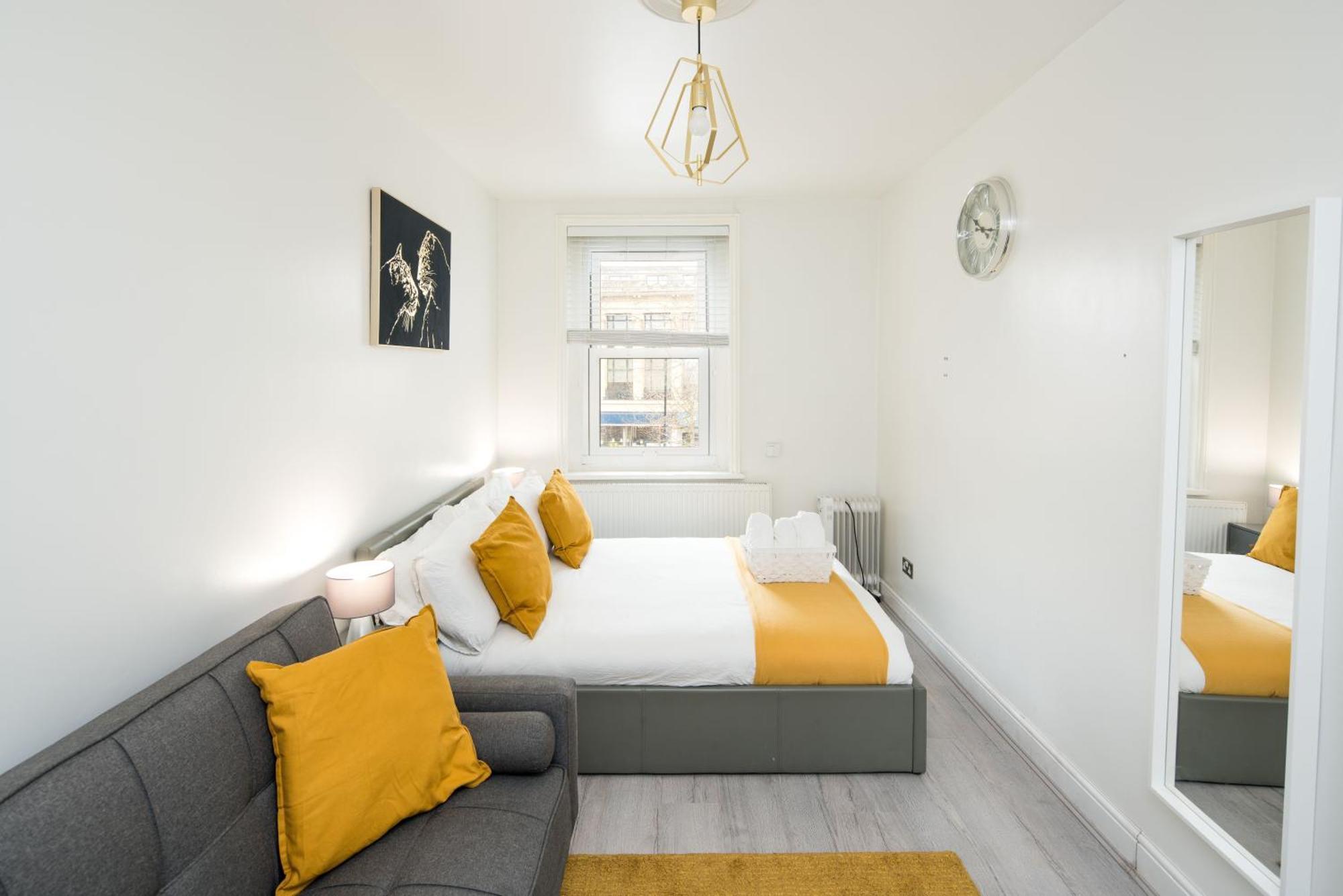 Appartamento Spacious For Up To 4! Sofa Bed *