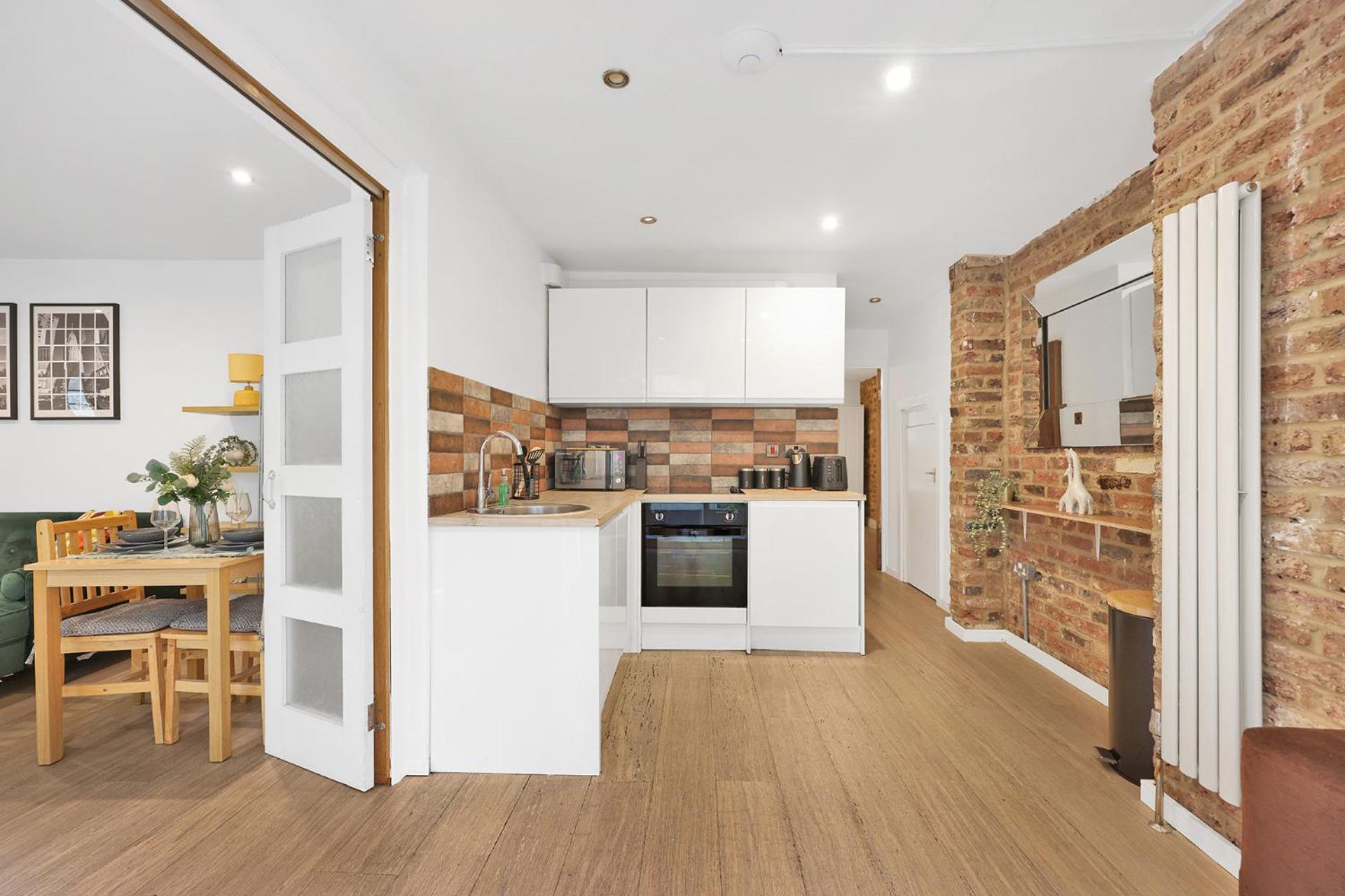One Bedroom Short Term & Flexible Renting Hoxton With Free Wifi Apartment *
