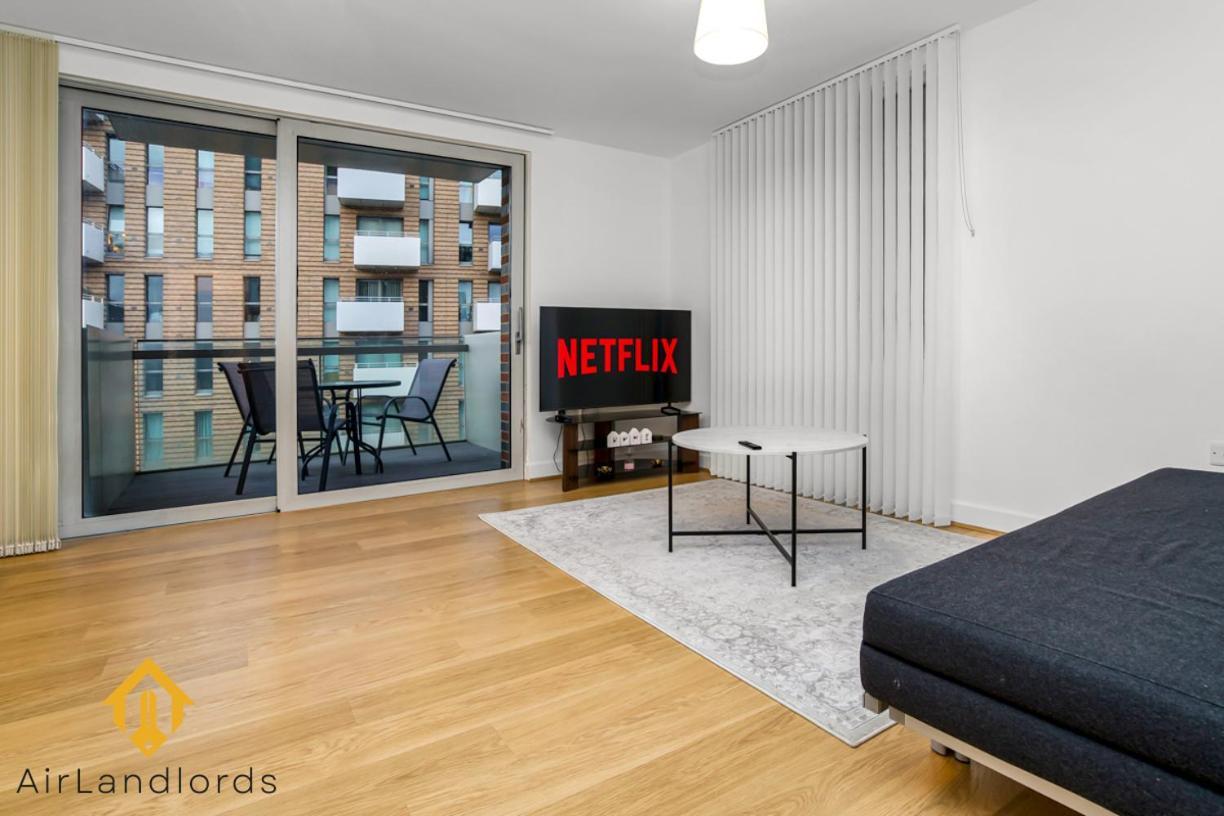 Exclusive 2 Bedroom Flat In Bromley By Bow London