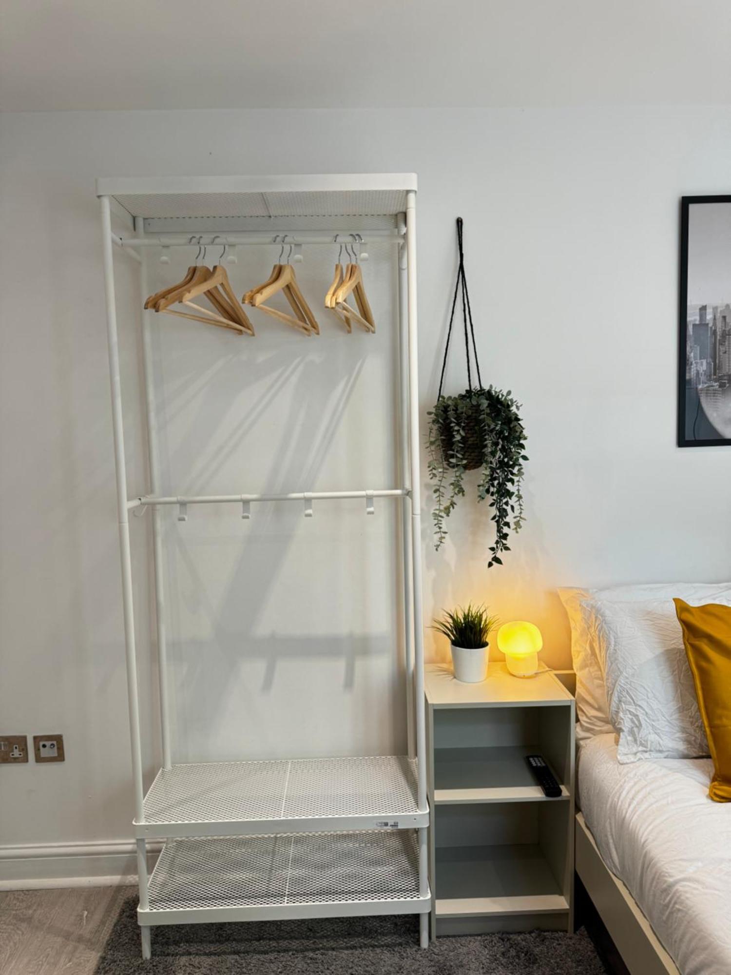 Gæstehus En-suite Bedroom For Up To 4! Sofa Bed - Near Stratford *