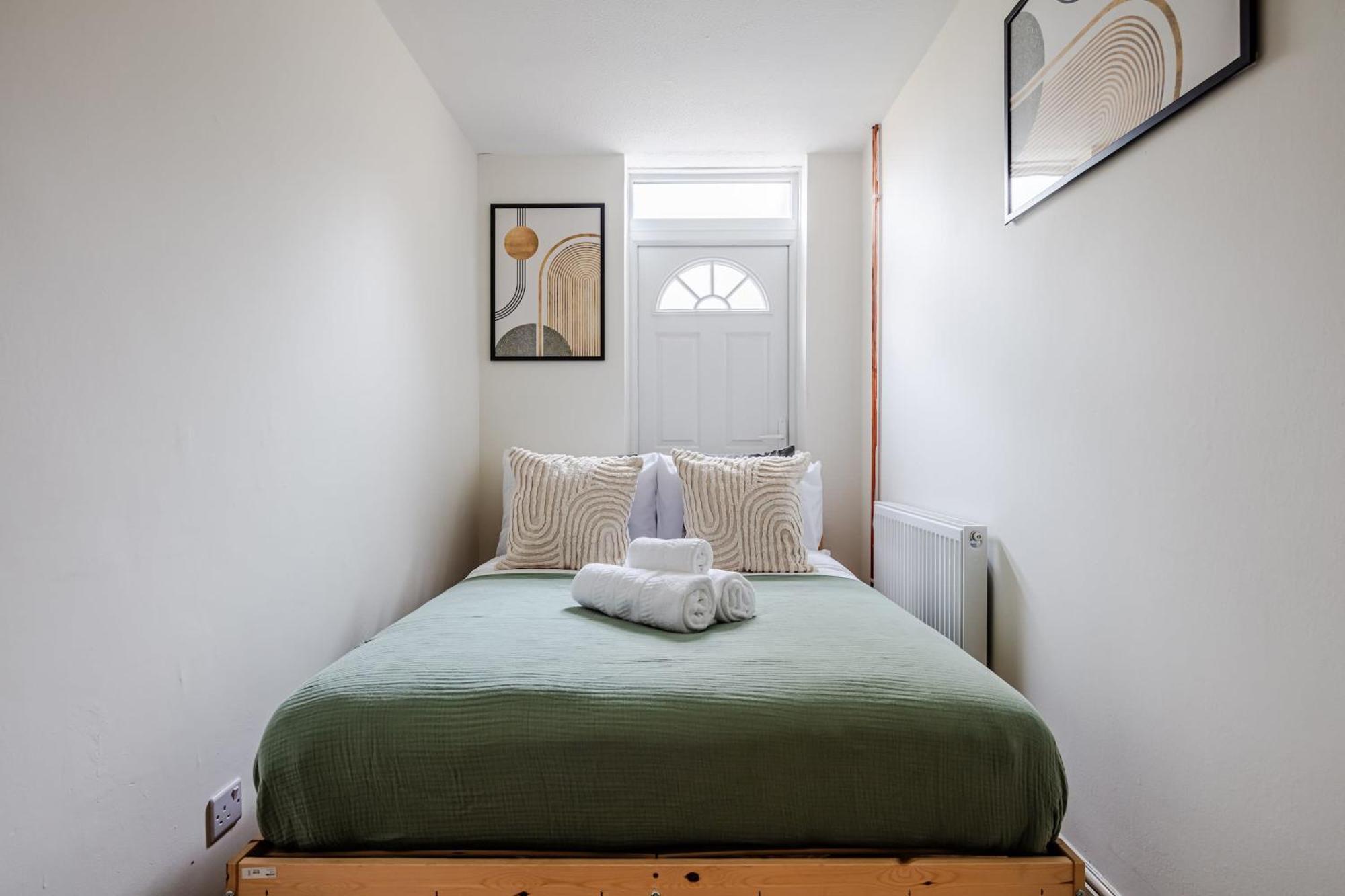 River Thames & Tate Britain - 4br With Patio - Cityapartmentstay Leilighet