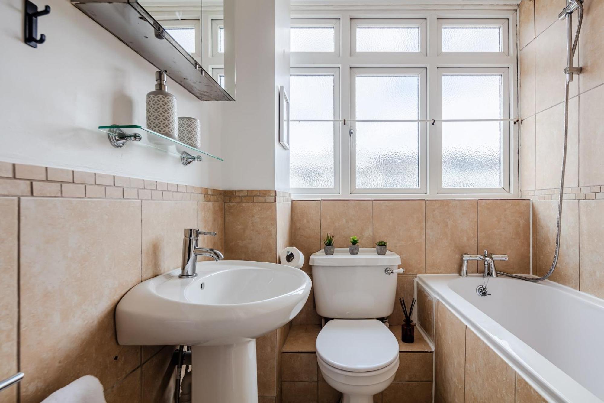 Lejlighed River Thames & Tate Britain - 4br With Patio - Cityapartmentstay London