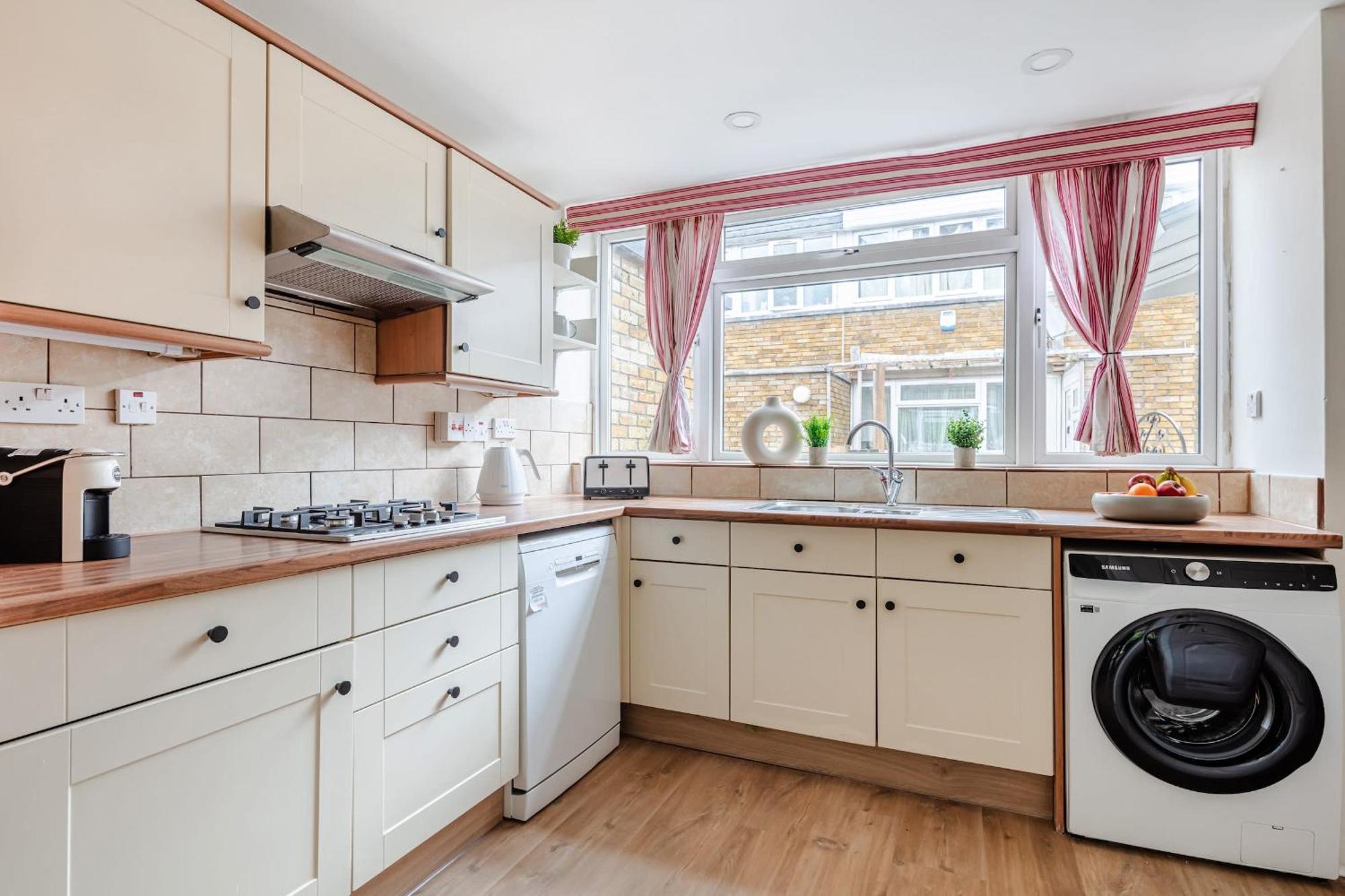 Leilighet River Thames & Tate Britain - 4br With Patio - Cityapartmentstay London