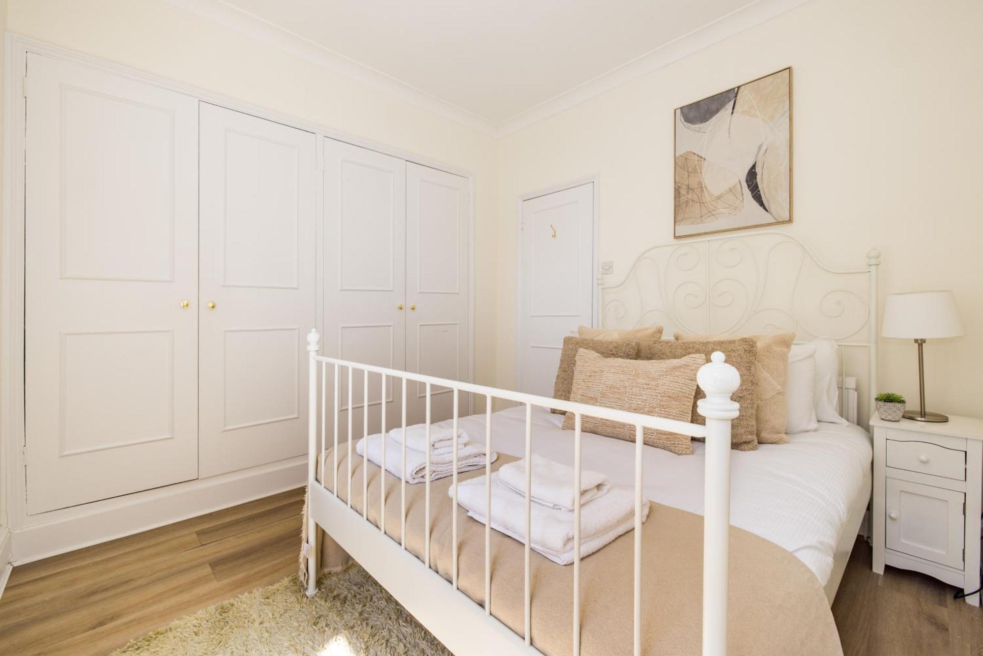 Apartment The Victoria London