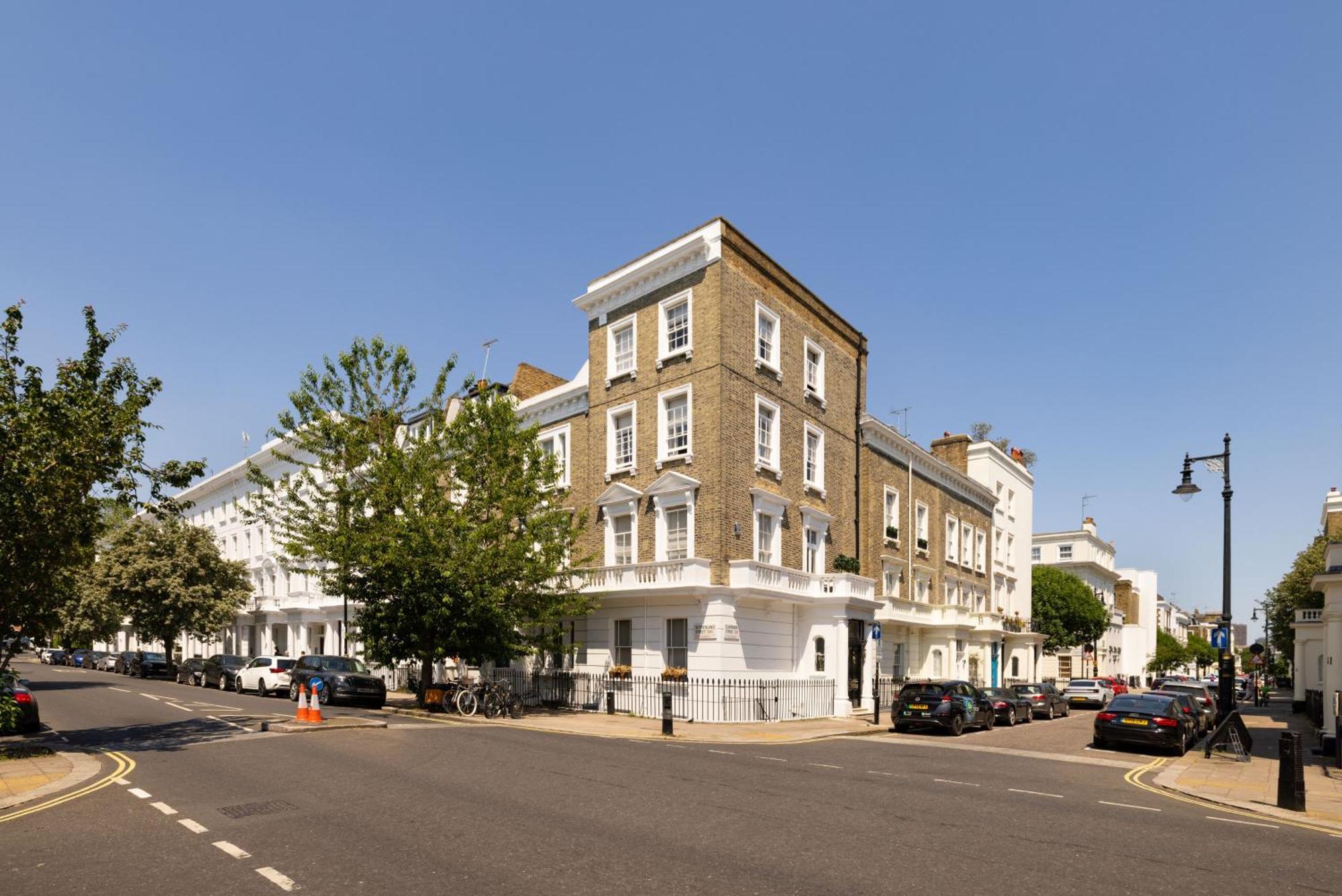 The Victoria * London