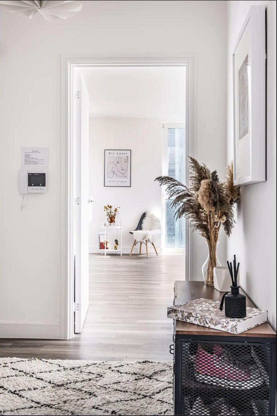 Scandi Style Flat In With Private Terrace Lägenhet