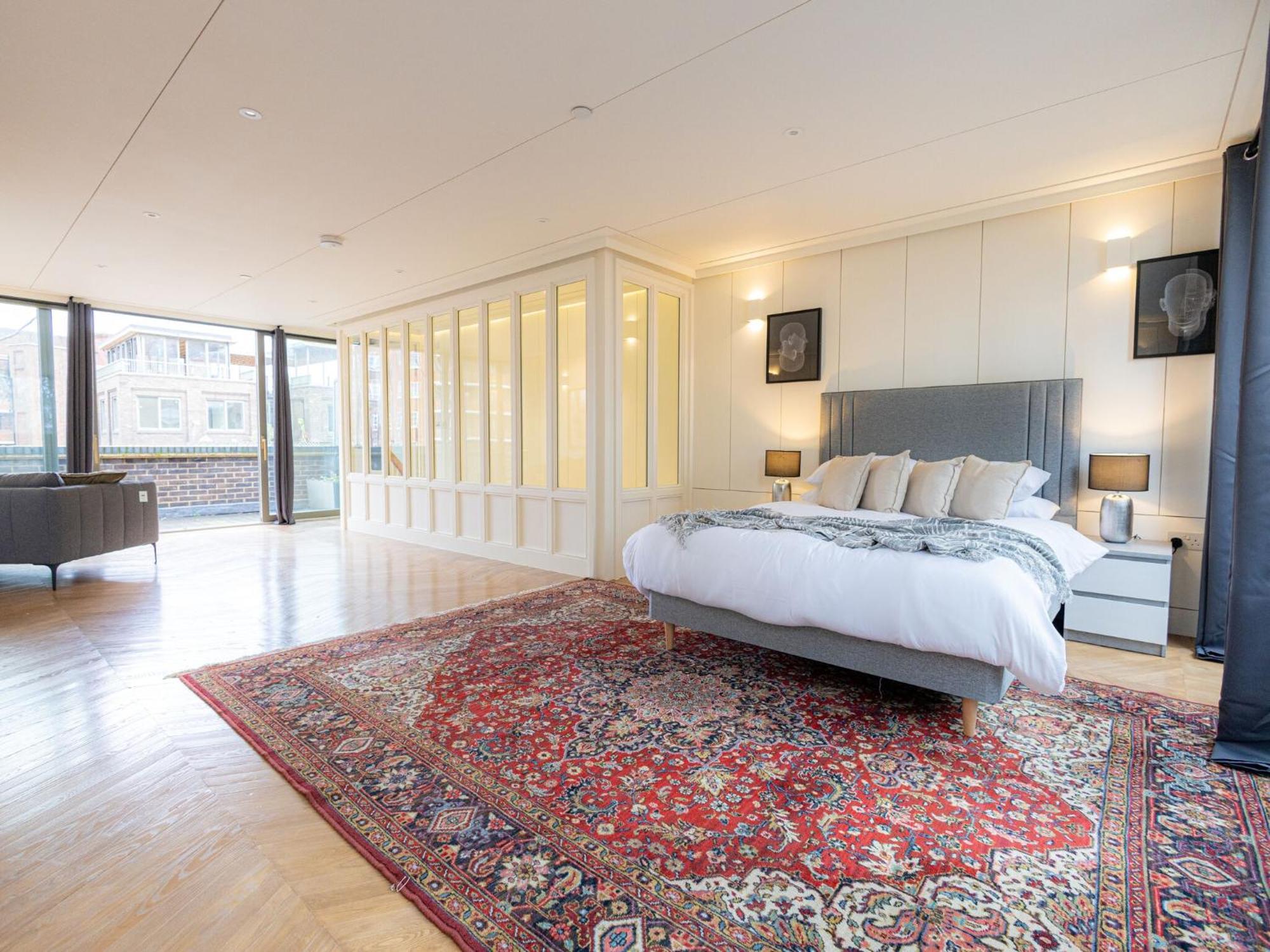 Modern Deluxe Five Bedroom House Near Chalk Farm Station By Belvilla Appartement Londen