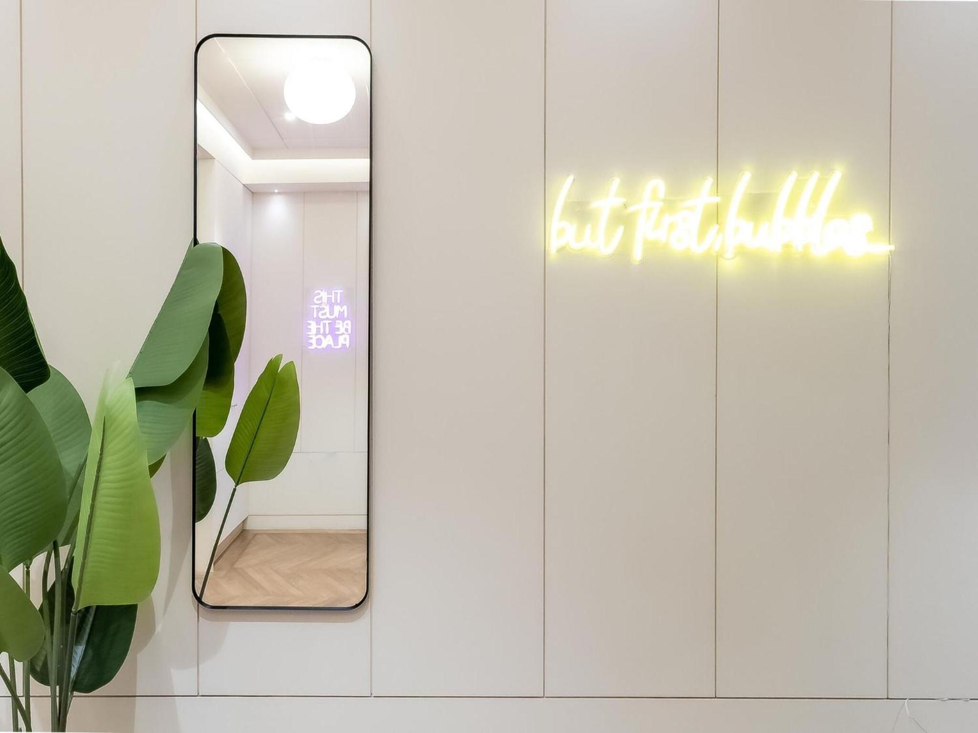 Modern Deluxe Five Bedroom House Near Chalk Farm Station By Belvilla Appartement *