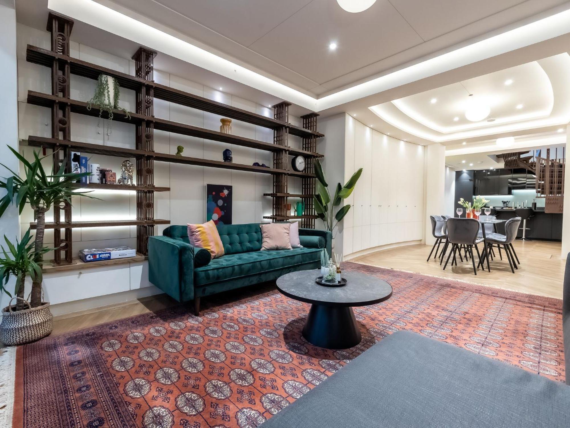 Modern Deluxe Five Bedroom House Near Chalk Farm Station By Belvilla Appartement Londen