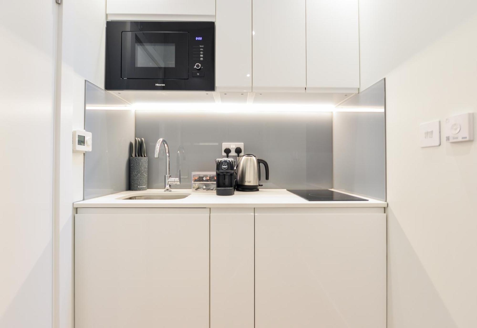 Regents Serviced By Stayprime Appartement *