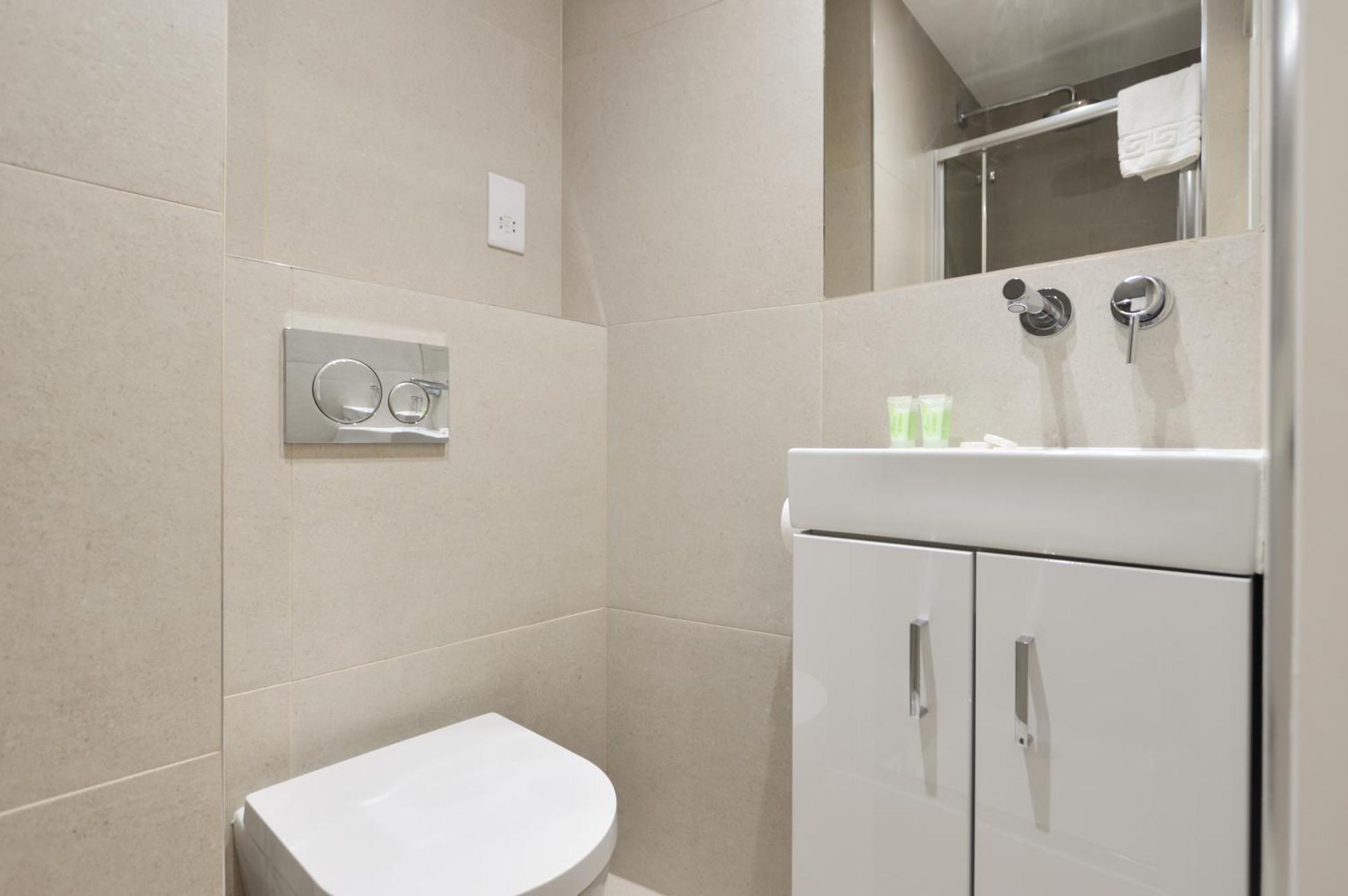 Regents Serviced By Stayprime Londra