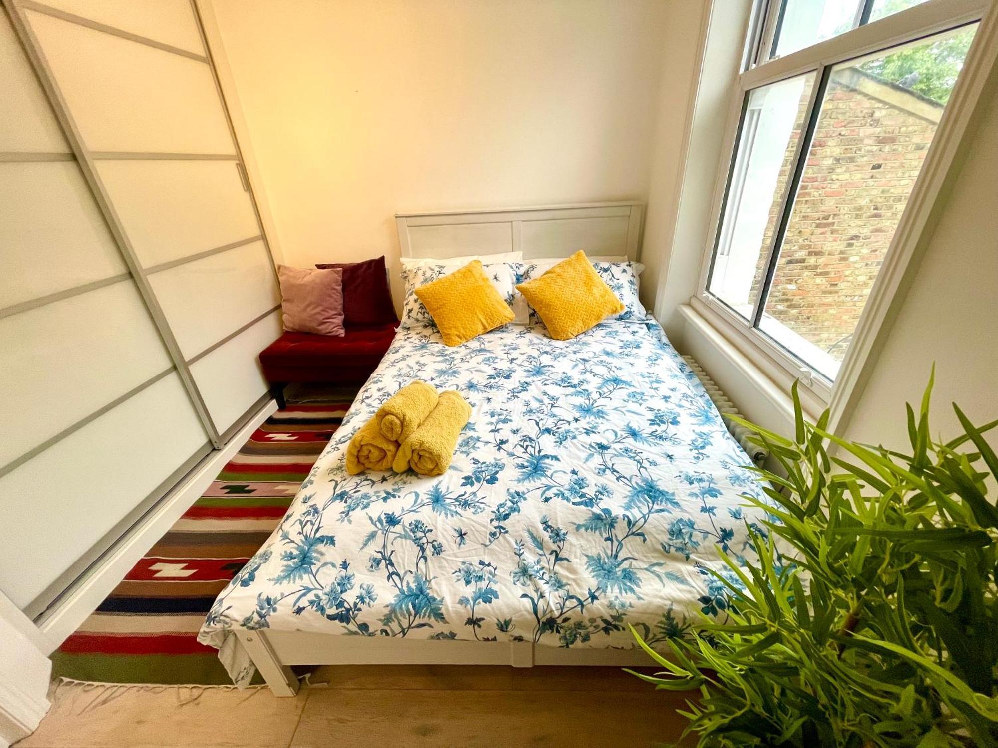 2 Beds Flat Chelsea West Brompton * London