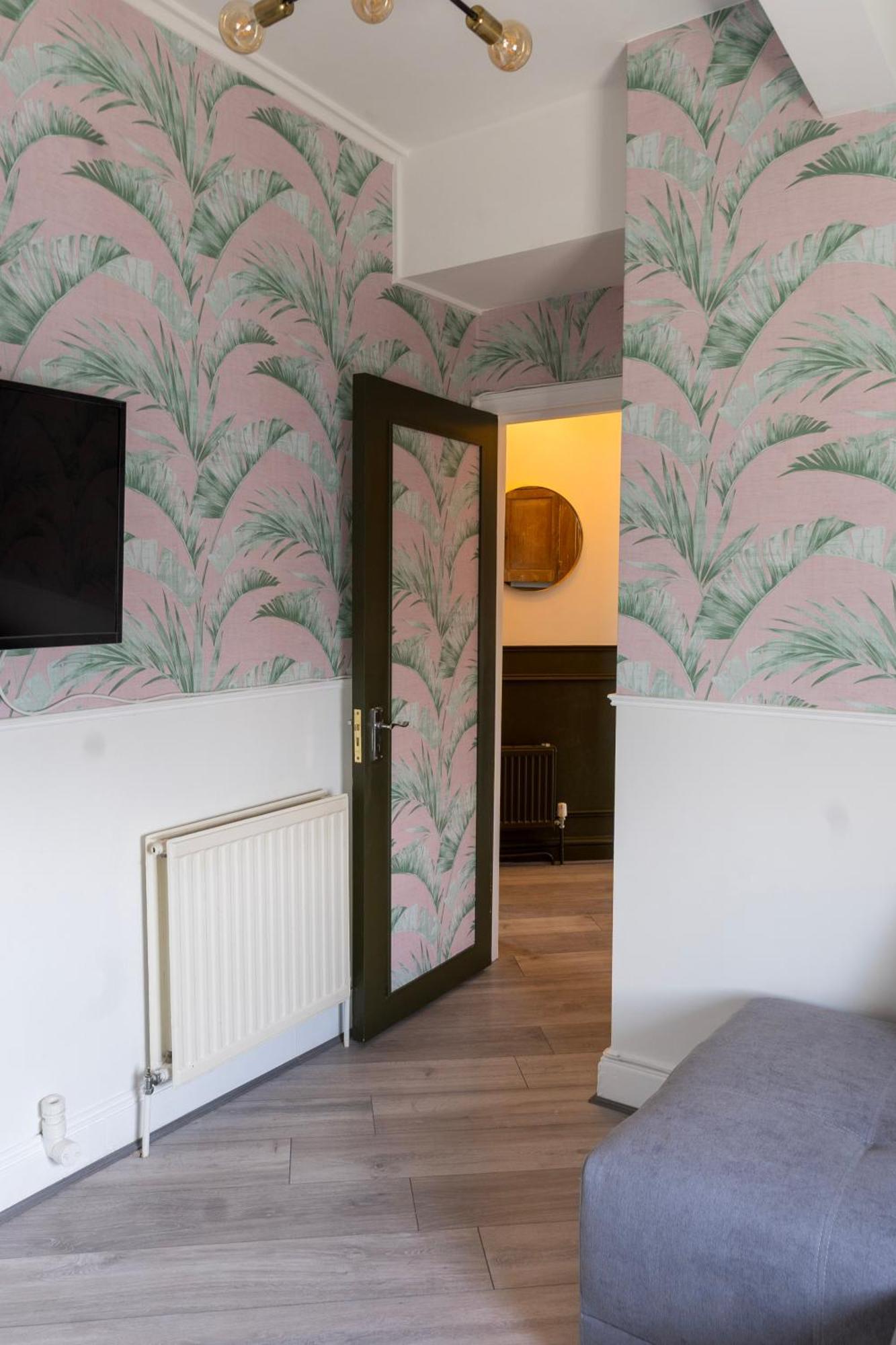 5c- Stylish Urban Retreat - Spacious 2 Bed Flat Appartement Londres