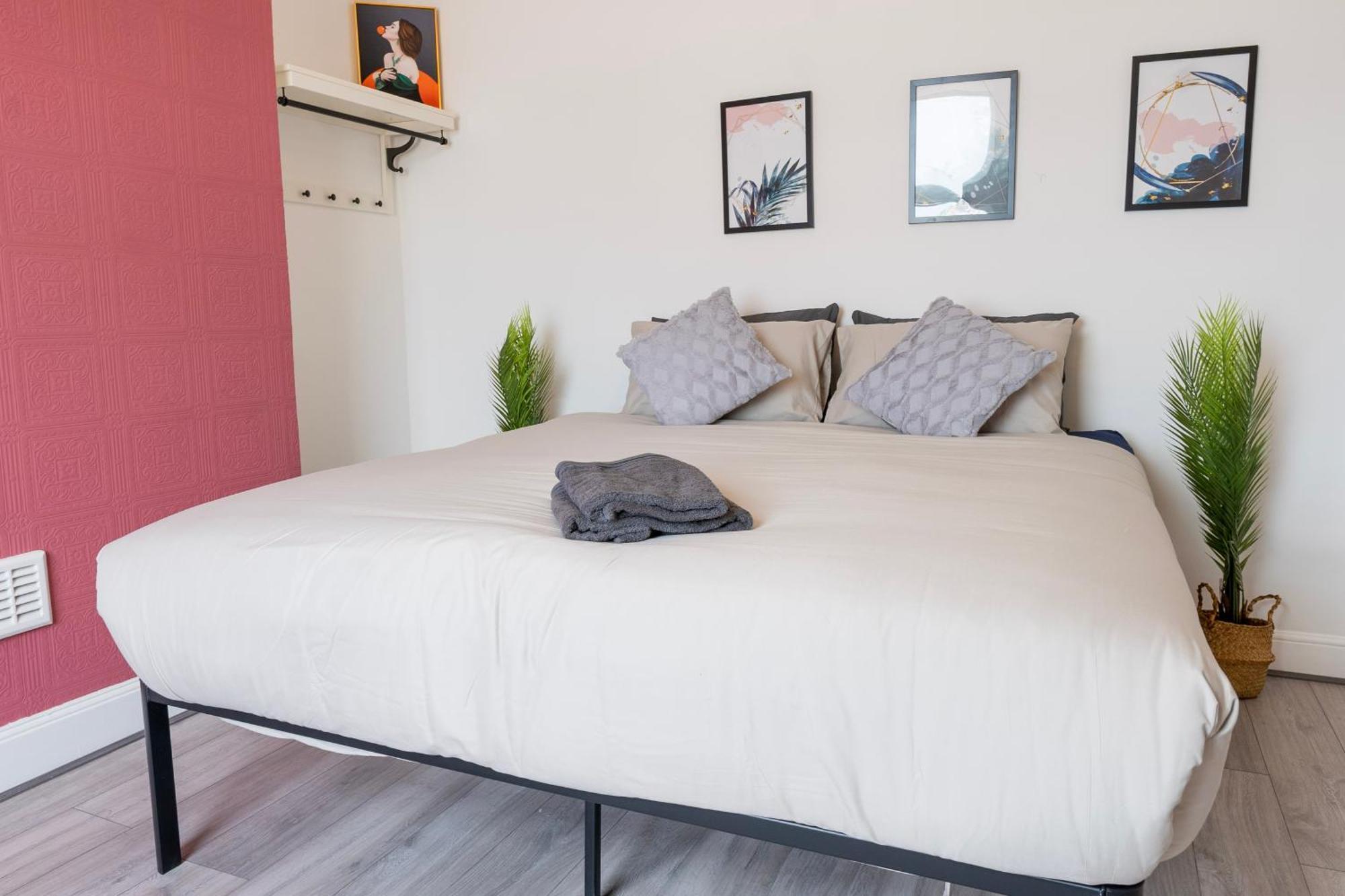 5c- Stylish Urban Retreat - Spacious 2 Bed Flat * Londres