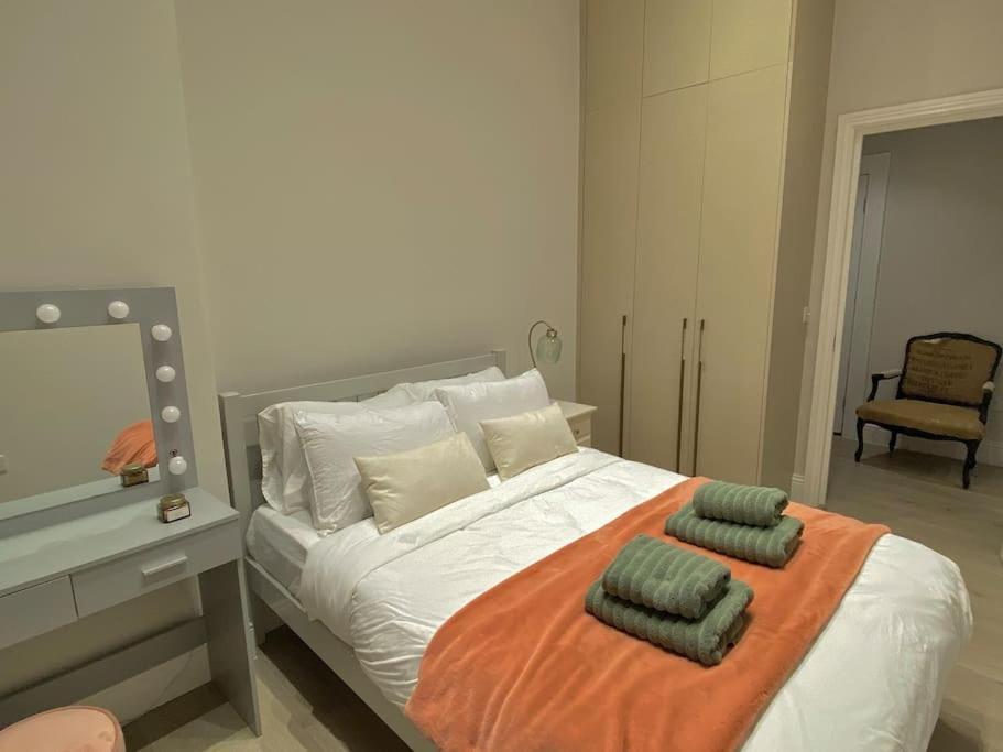 Lägenhet Luxury 2-bed Flat With Garden In Hampstead Mansion London
