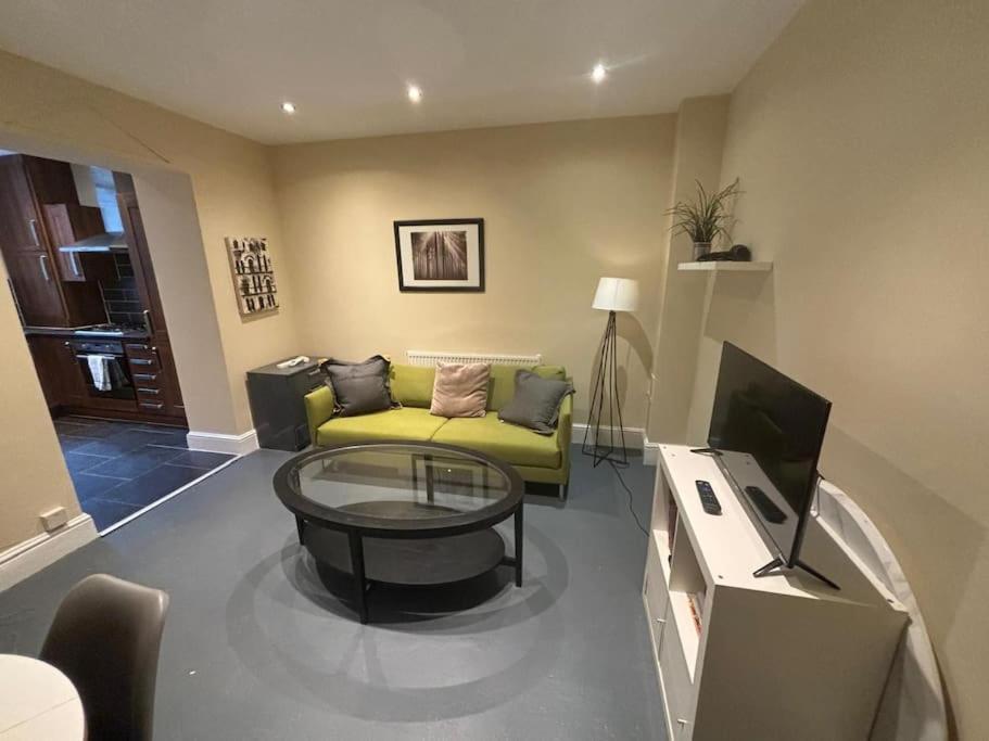 Cosy 1 Bed In Central Available * London